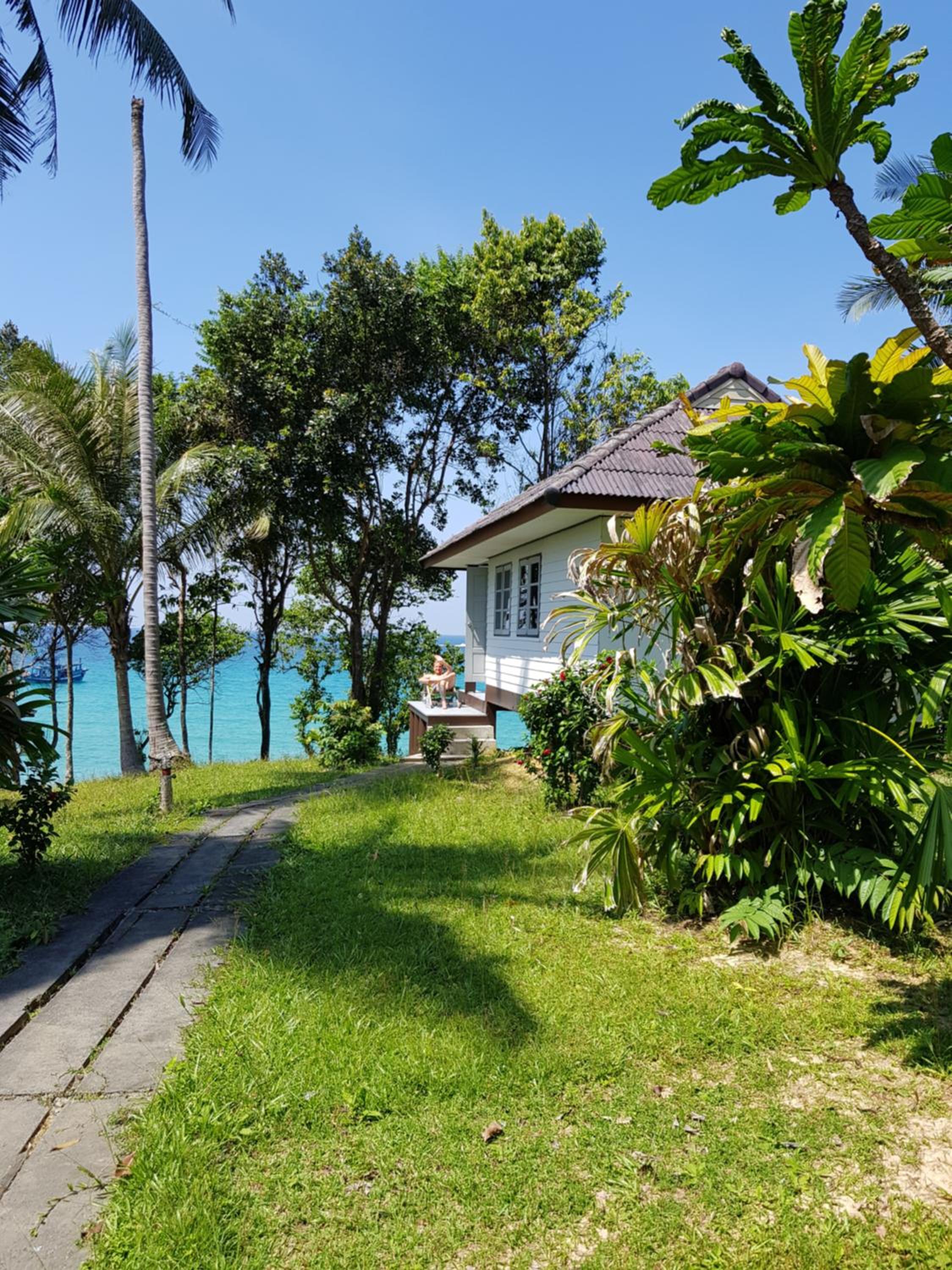 Bungalow with Sea View photo 3