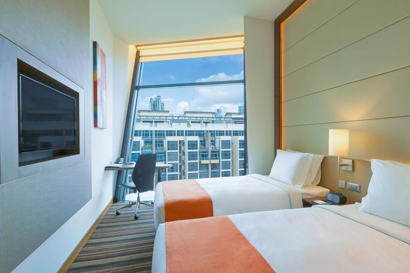 Standard Twin Room with Free Breakfast - Top Floor