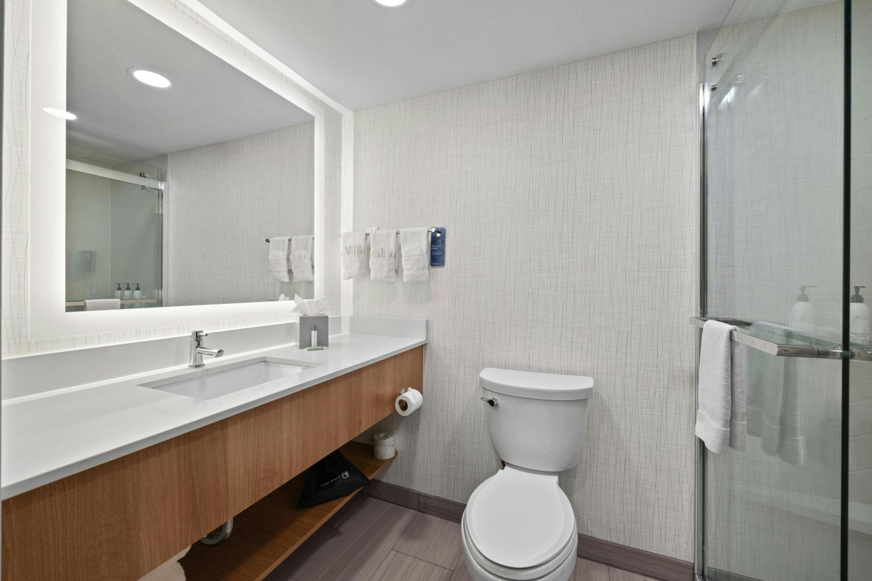 Fairfield Inn & Suites Oakland Hayward, Photo 8