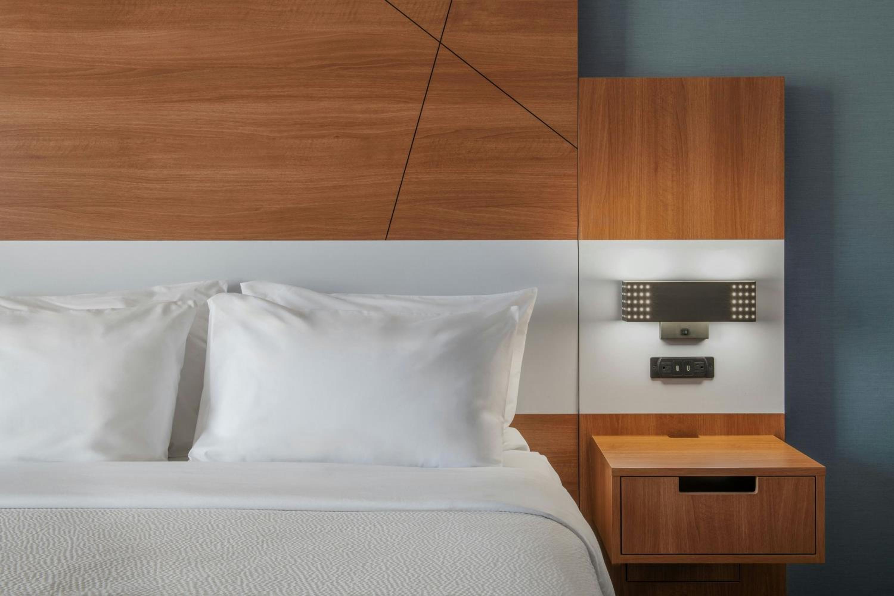 King Room - Hearing Accessible