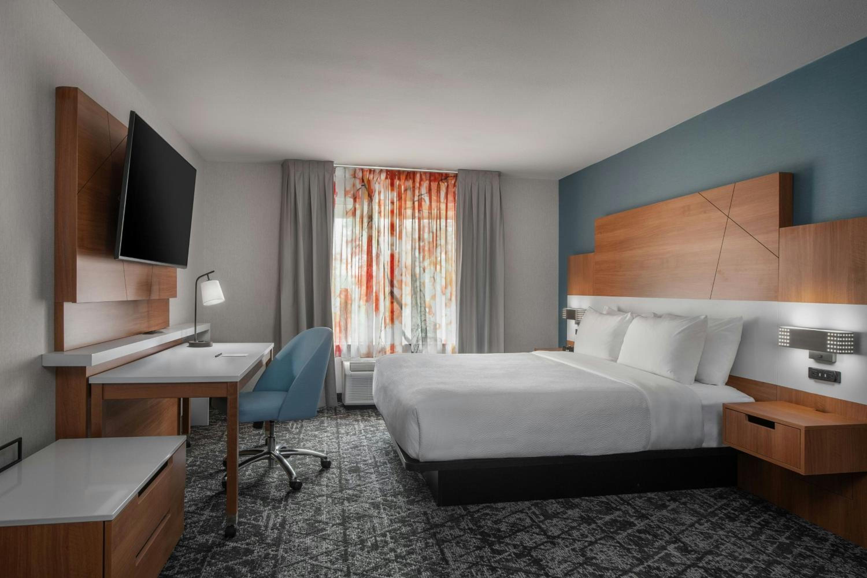 King Suite with Sofa Bed