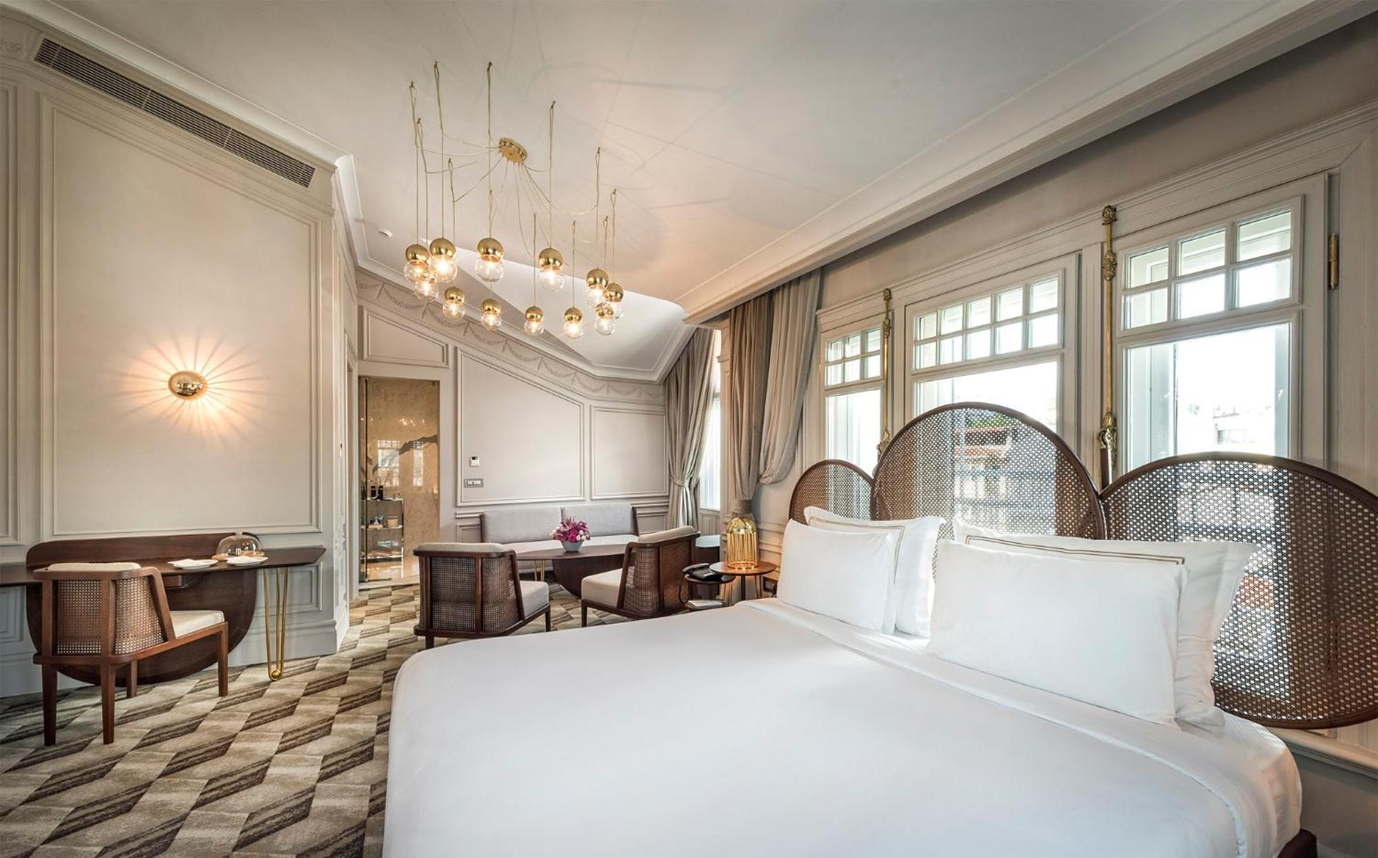 Landmark Penthouse Suite
