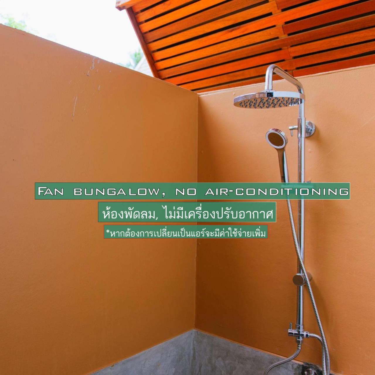 Twin Bungalow with Fan photo 2