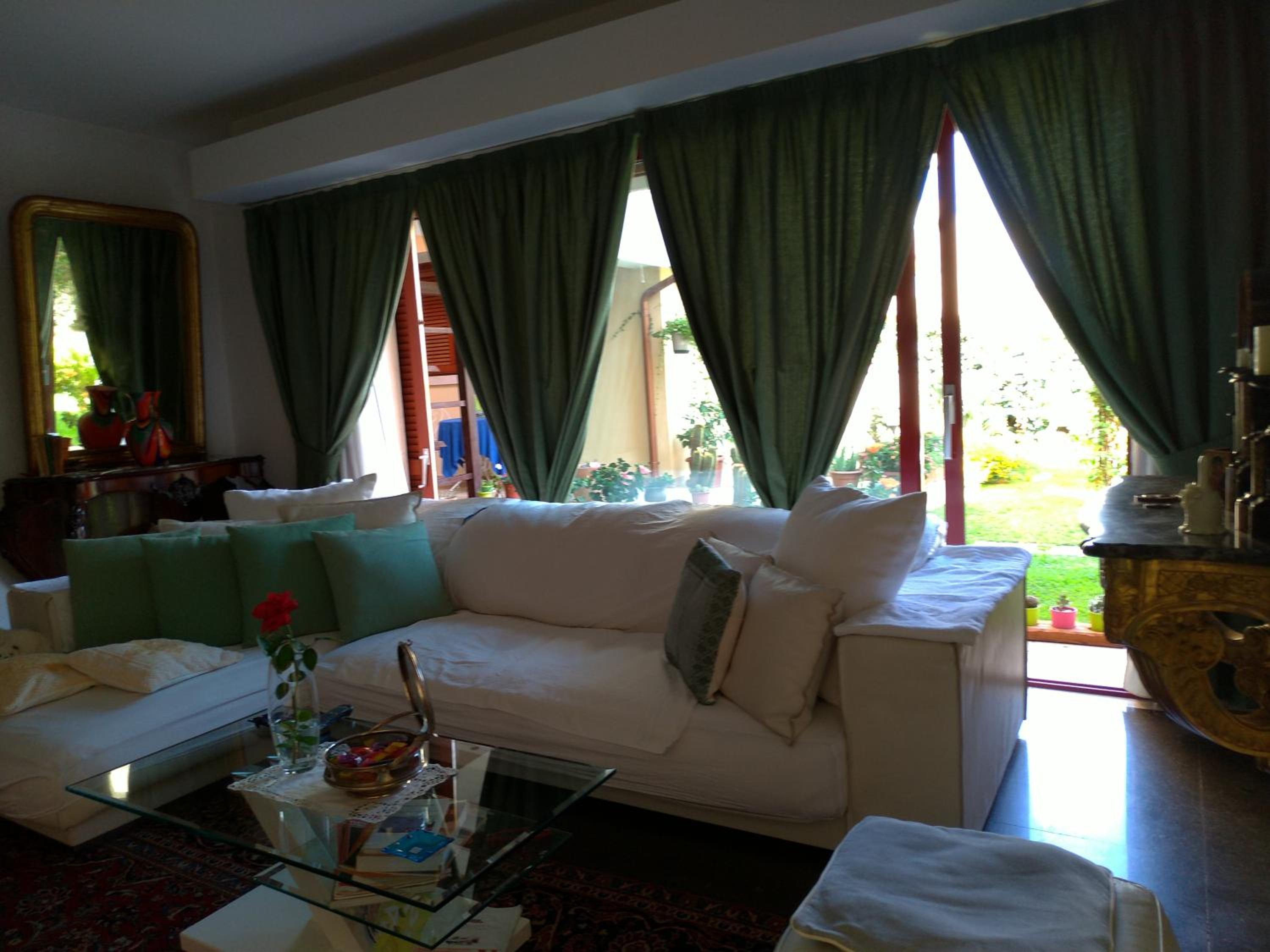 Large Double Room - Photo 7