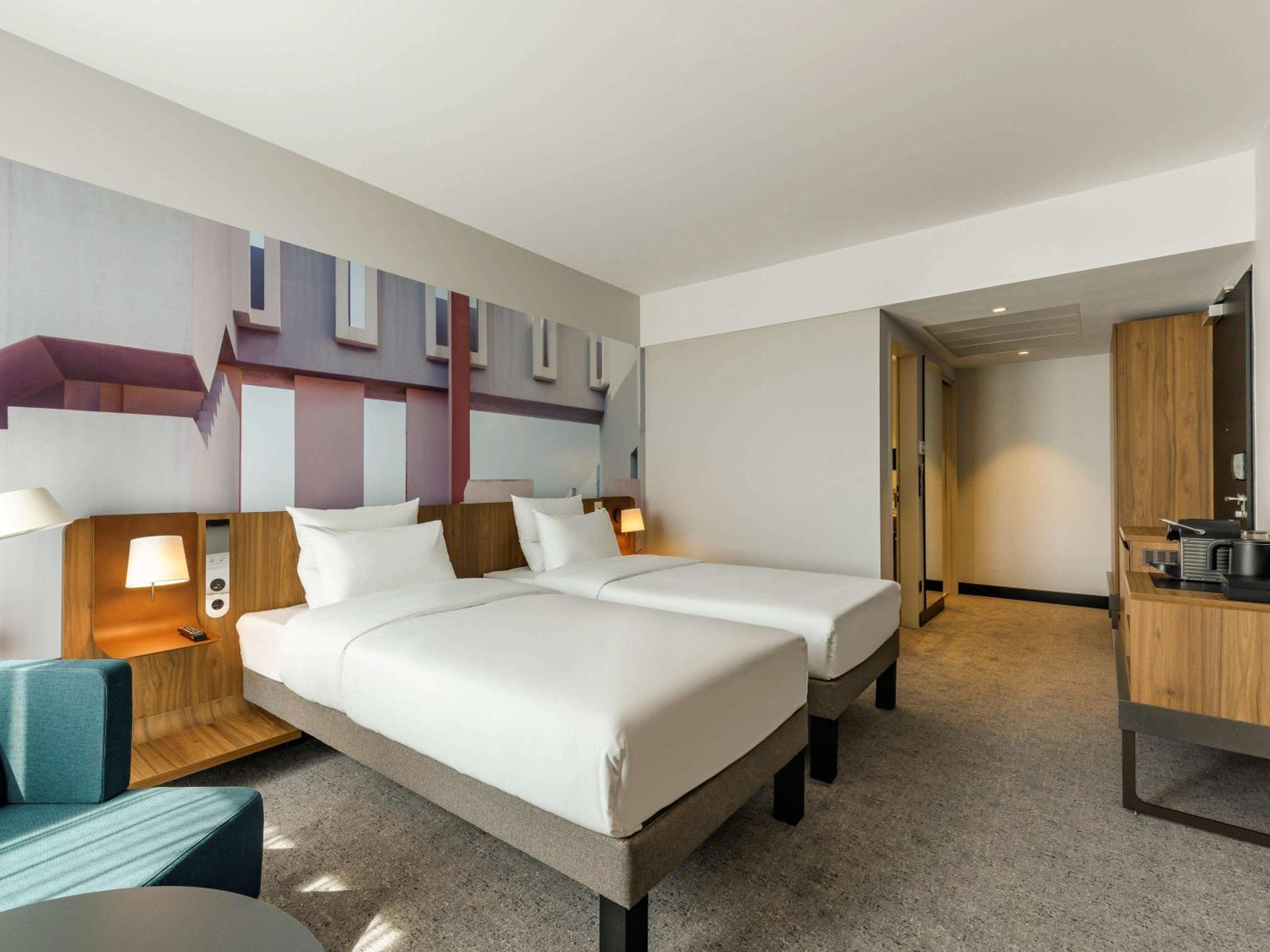 Standard Twin Room - Disability Access - Photo 1