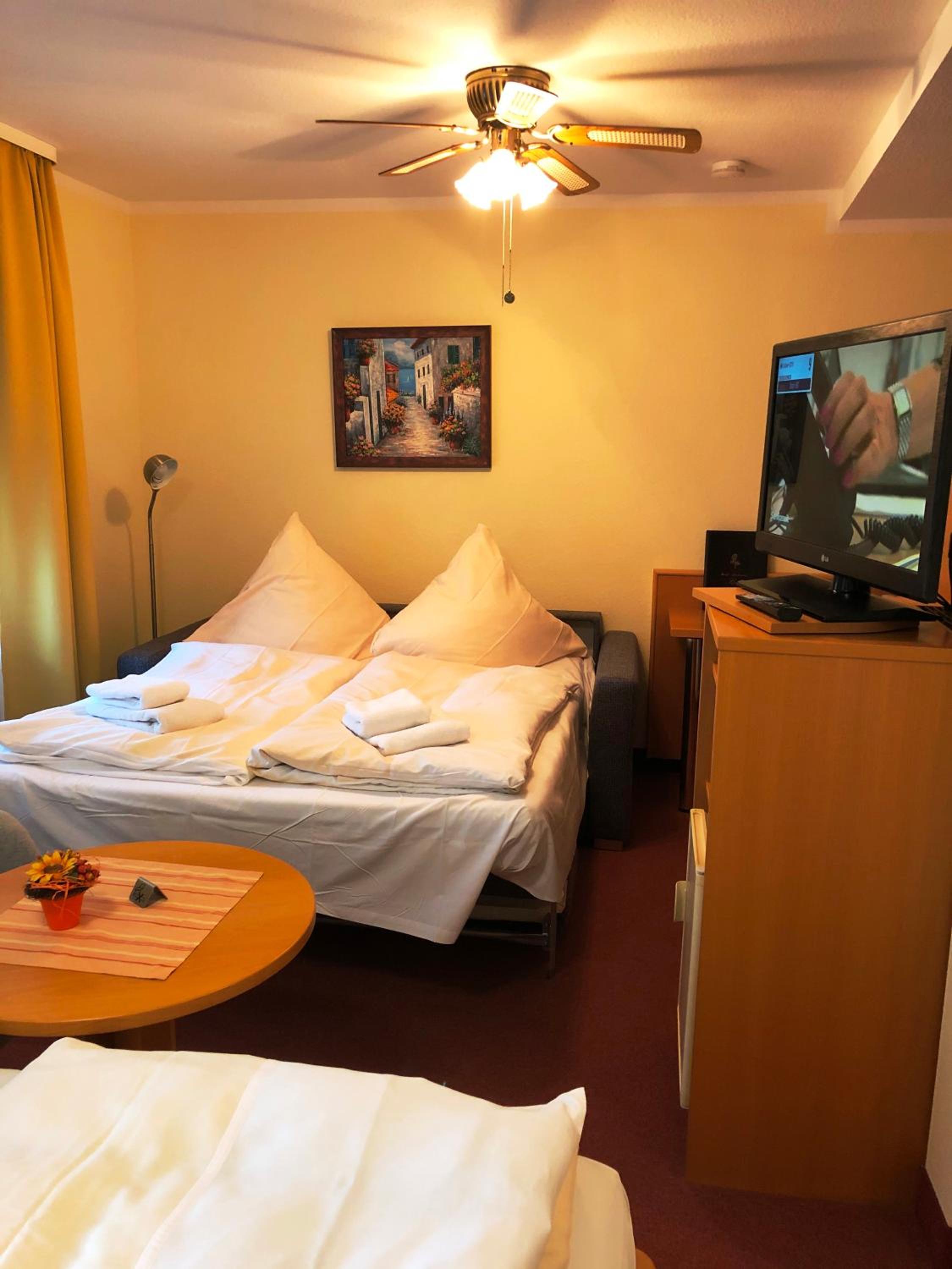 Classic Quadruple Room