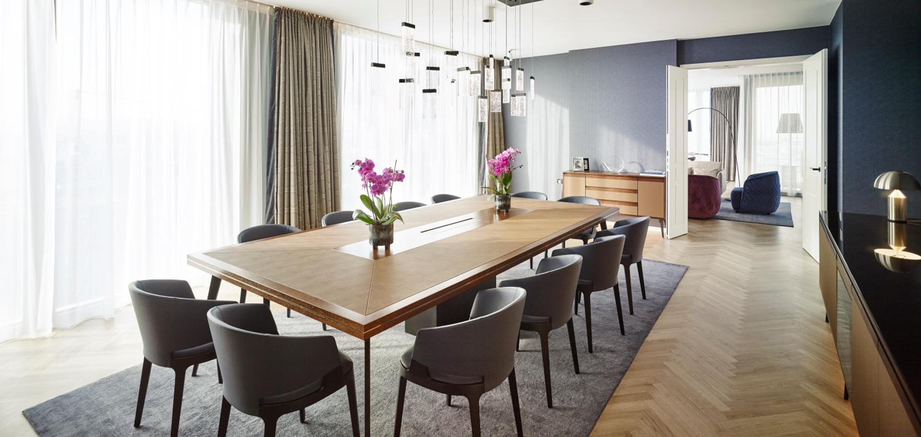 Penthouse King Suite with Skyline View and Loggia - Photo 5