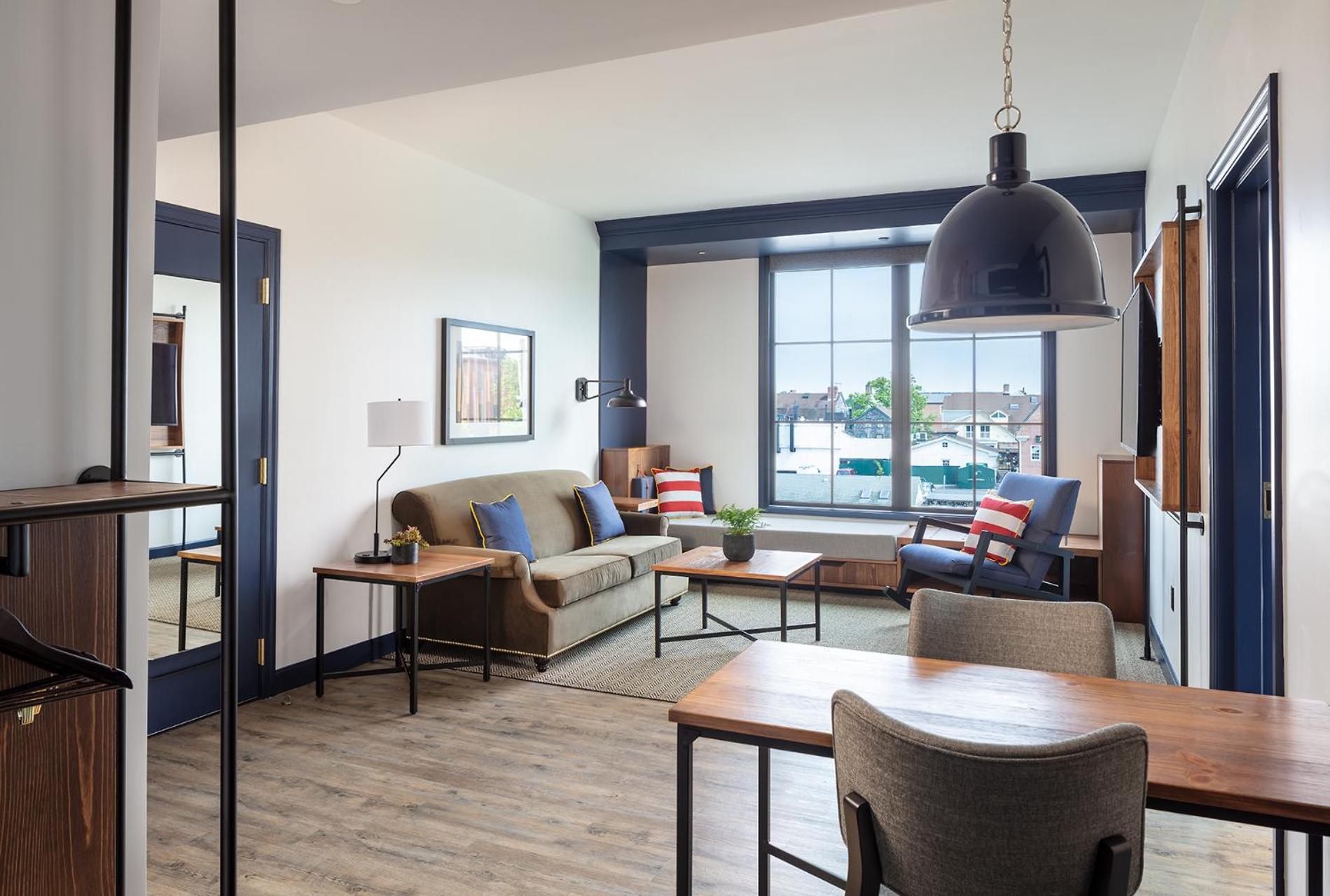 Suite photo 1
