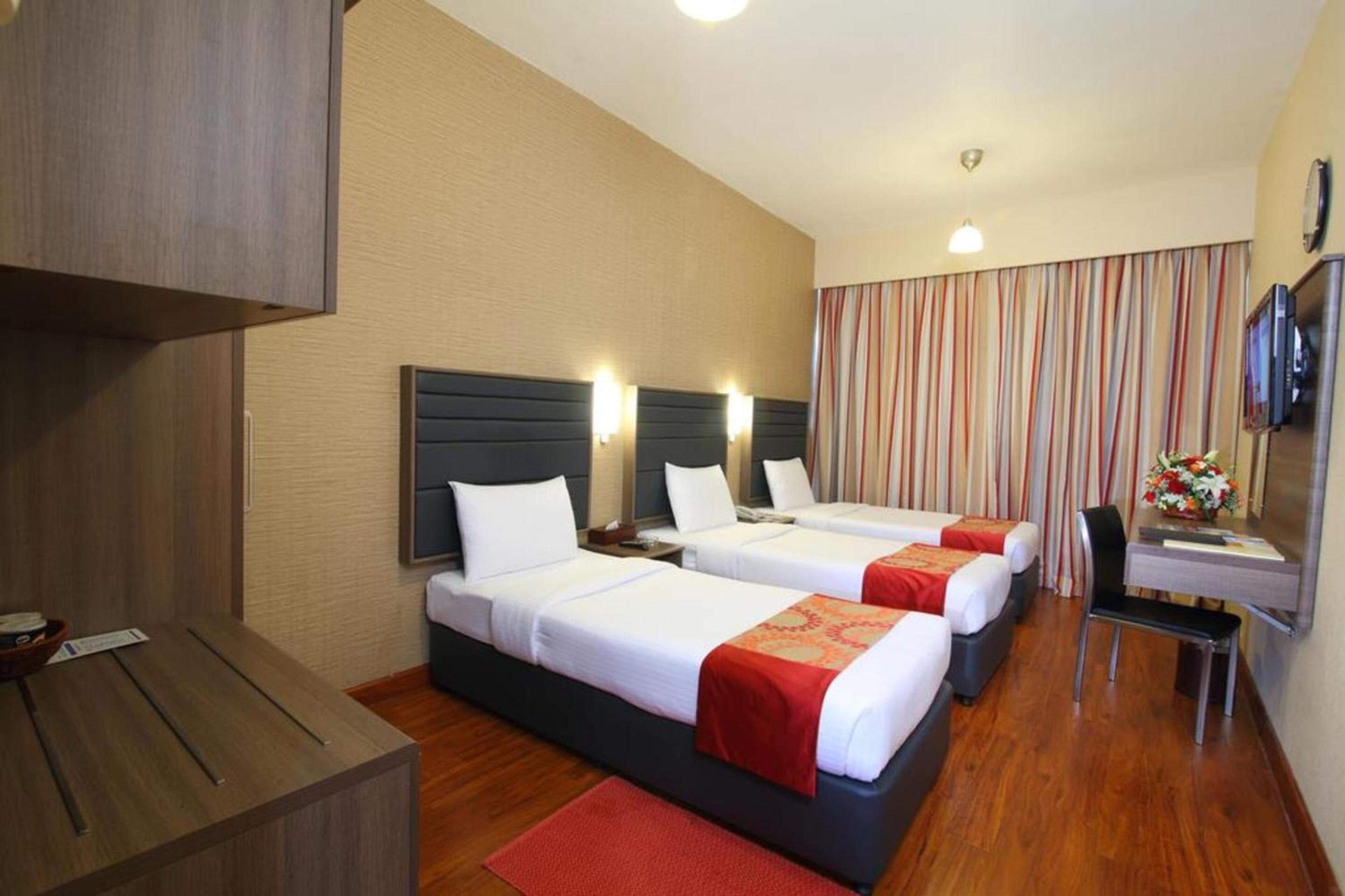 Standard Triple Room photo 2