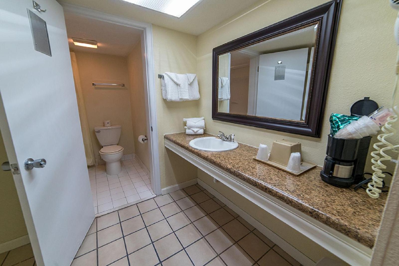 Standard Room - Photo 5