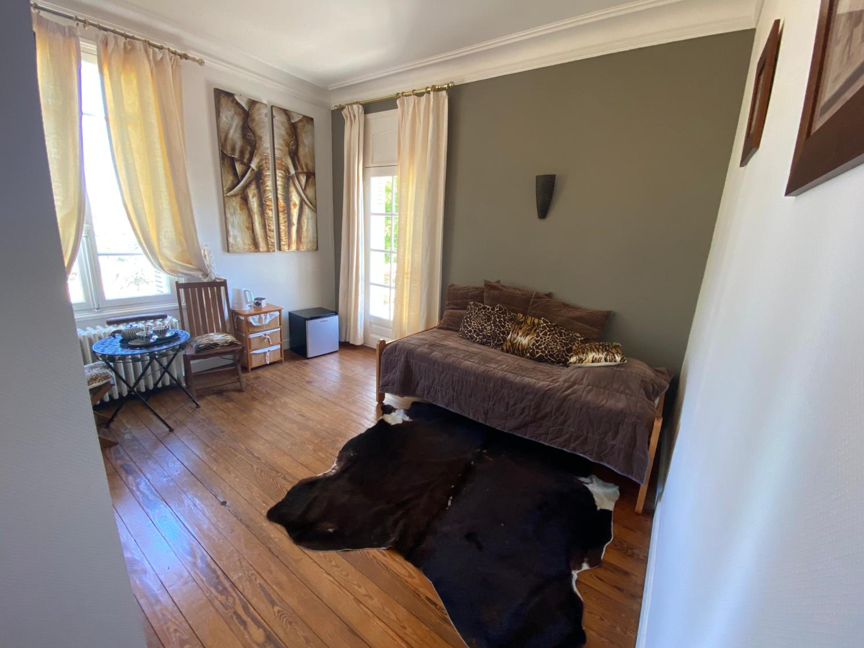 Suite - Photo 4
