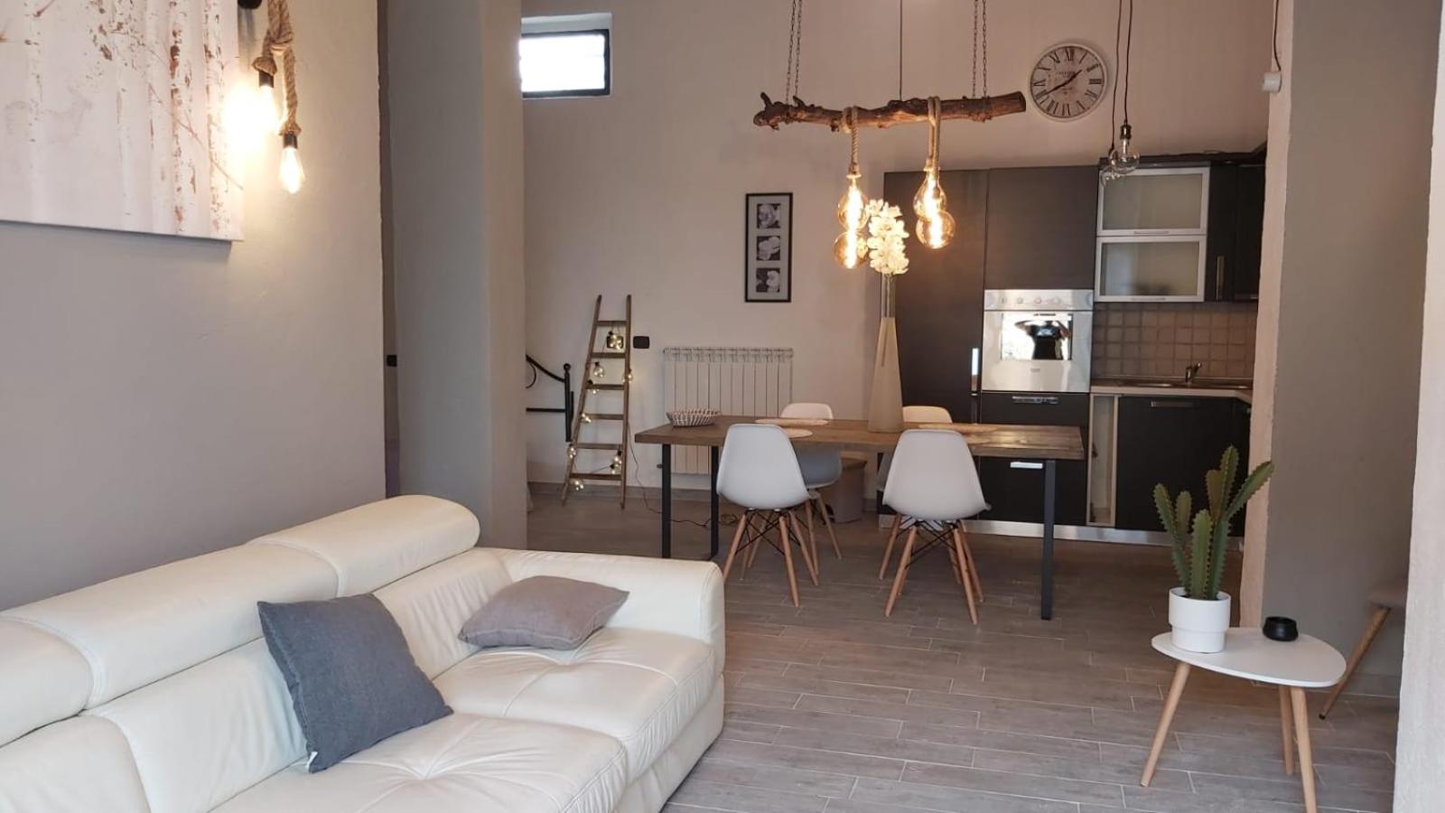 One-Bedroom Apartment - Photo 38