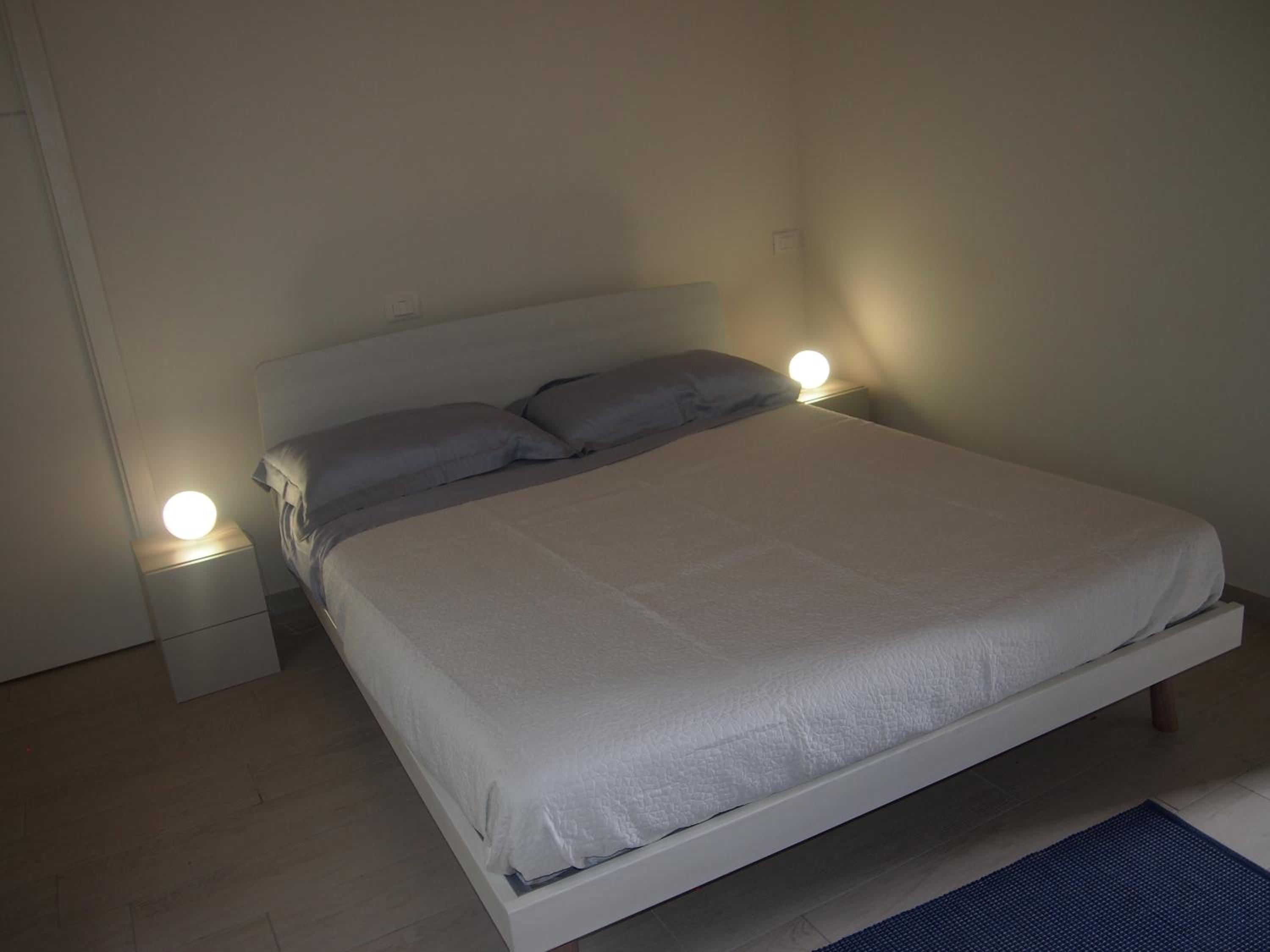 Double Room - Photo 5