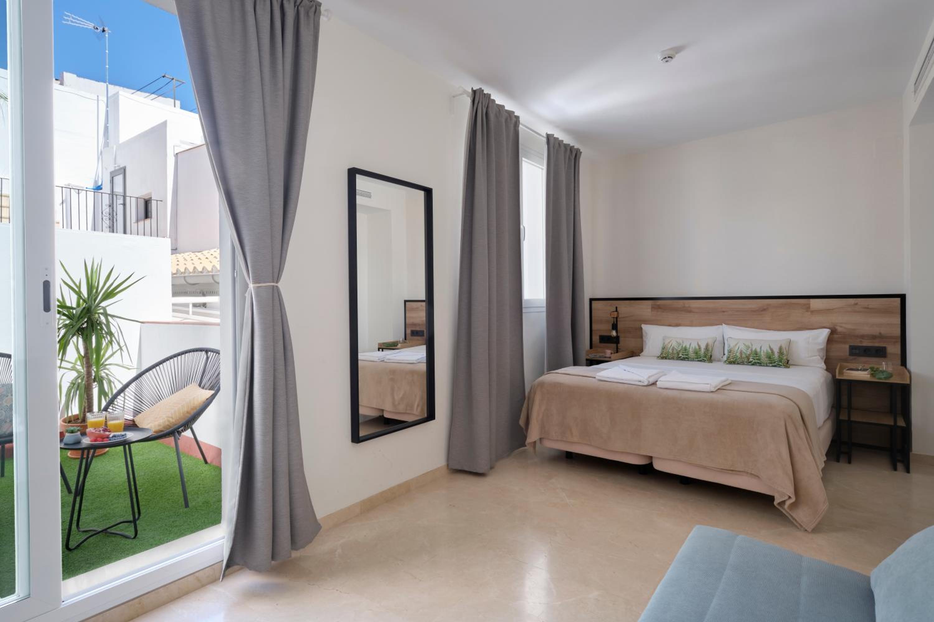 Habitación Cuádruple con Terraza