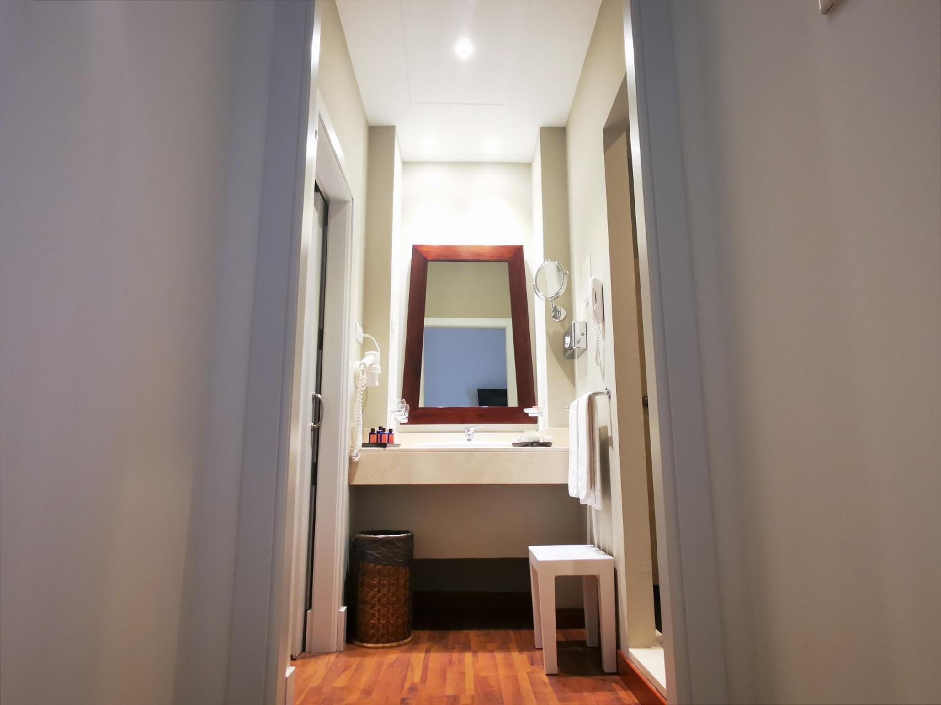 One-Bedroom Suite (2 Adults) - Photo 7