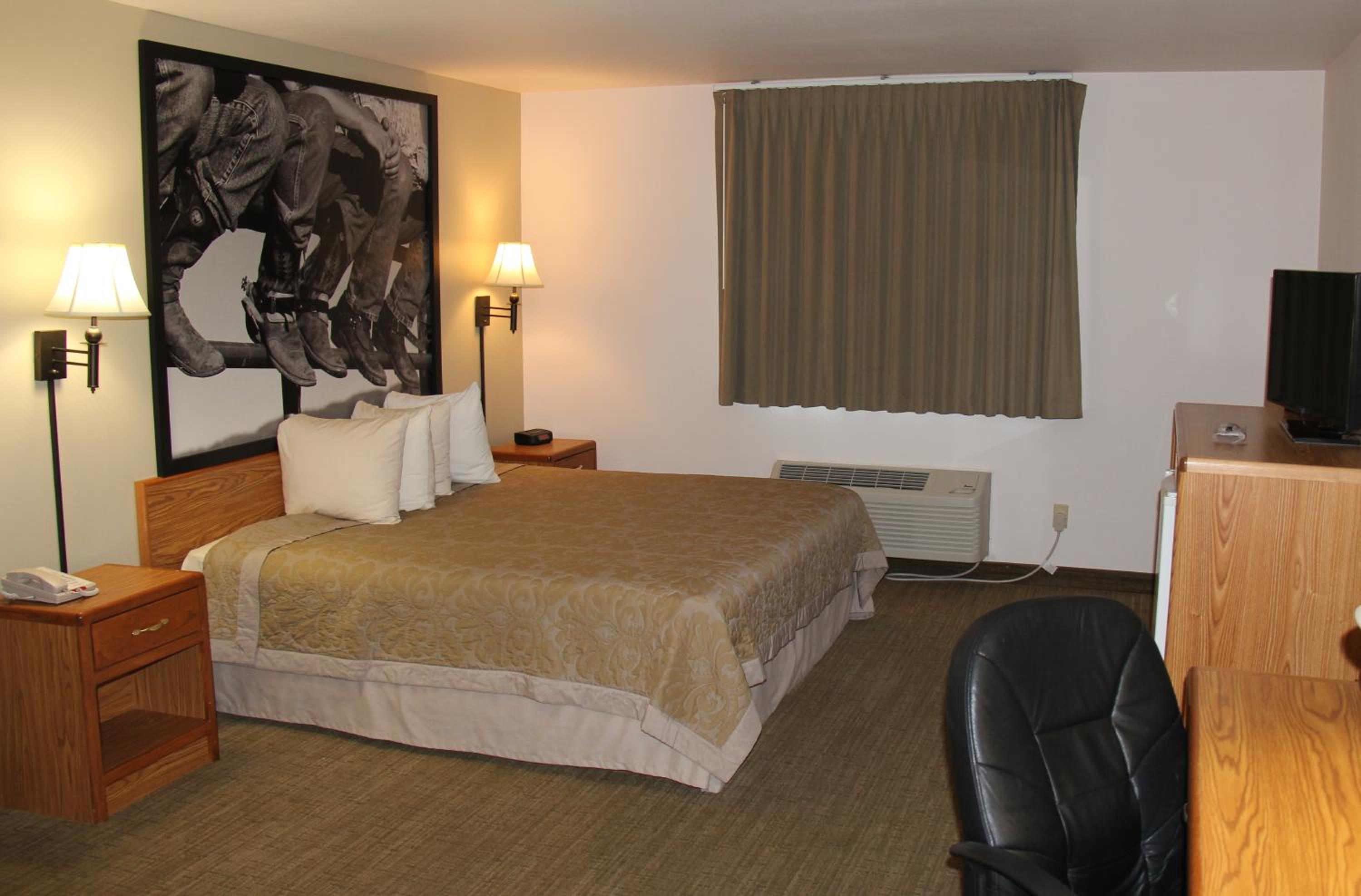 King Suite - Photo 3