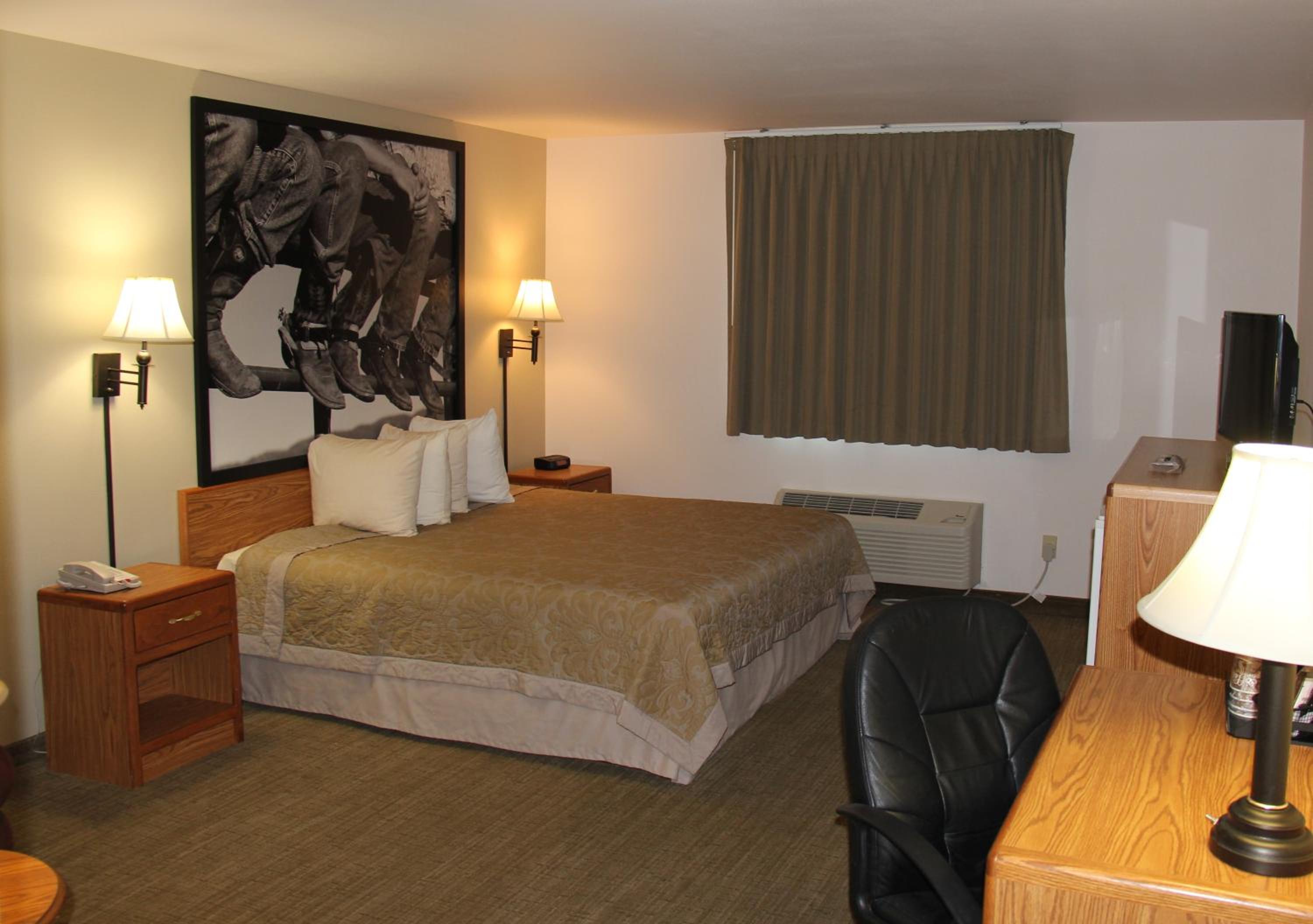 Deluxe King Room photo 1