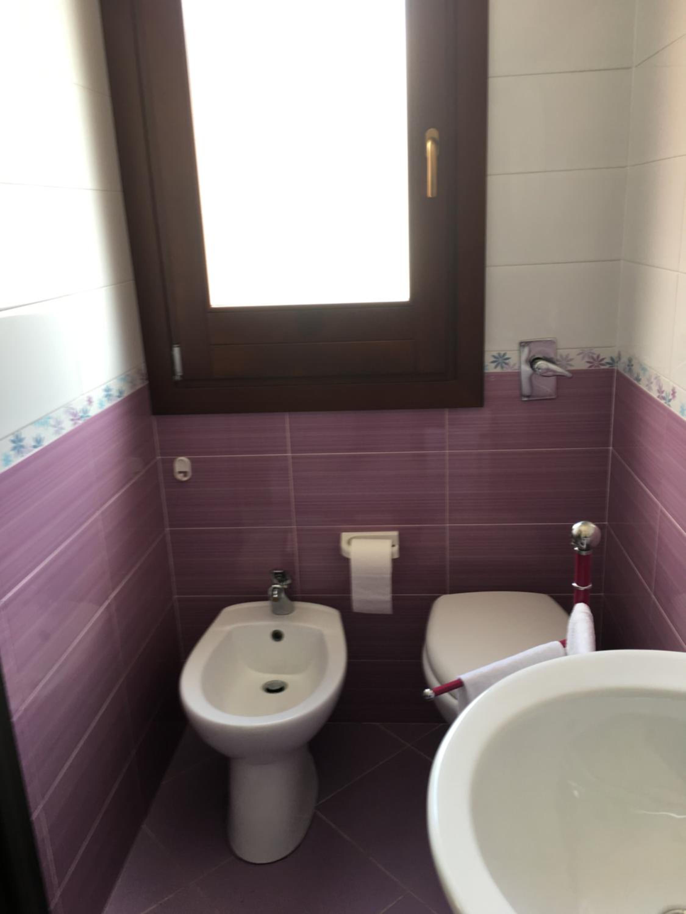 Deluxe Double Room with Extra Bed photo 3