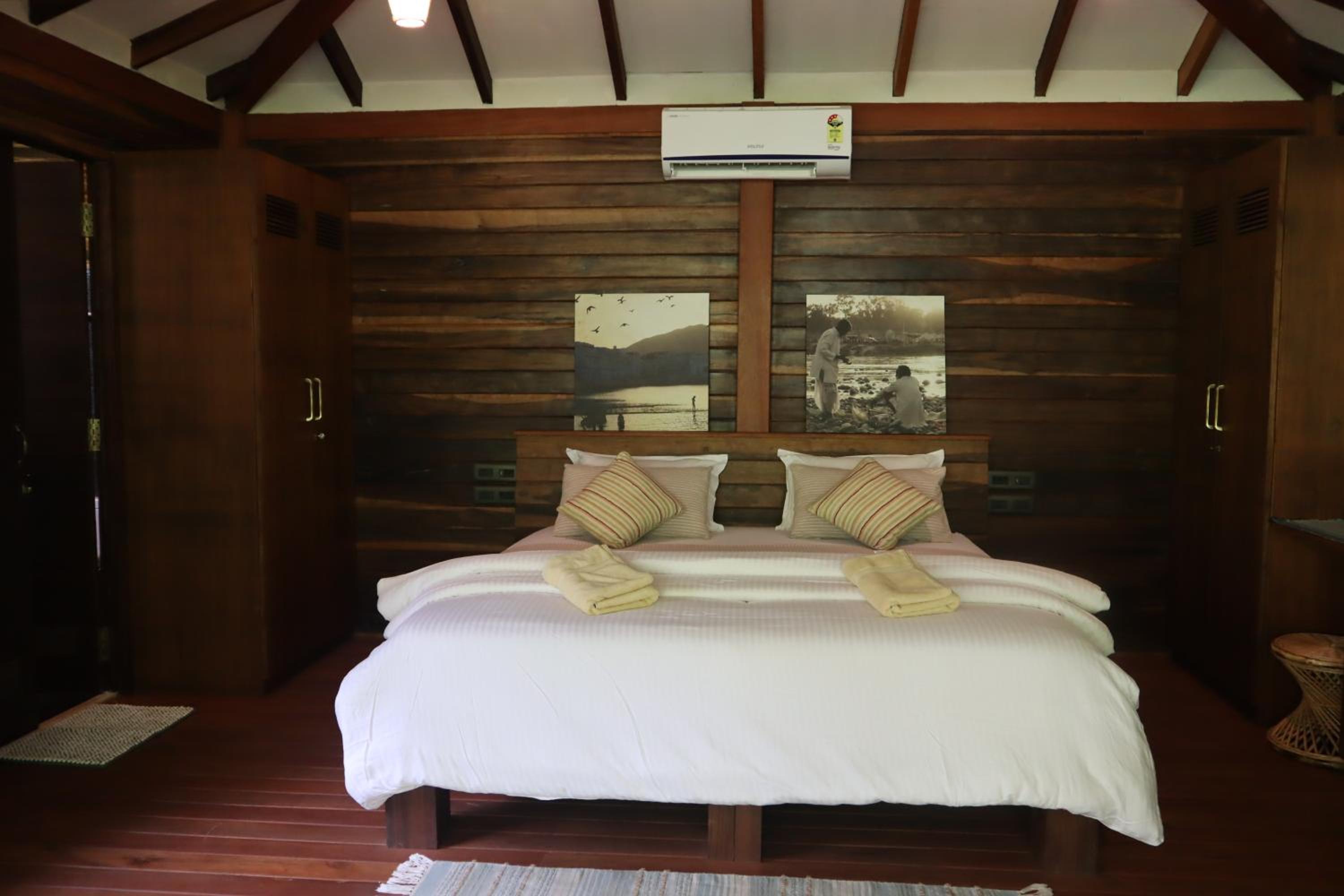 Royal Deluxe Cottage with Private Open-Air-Bath Courtyard - Photo 22