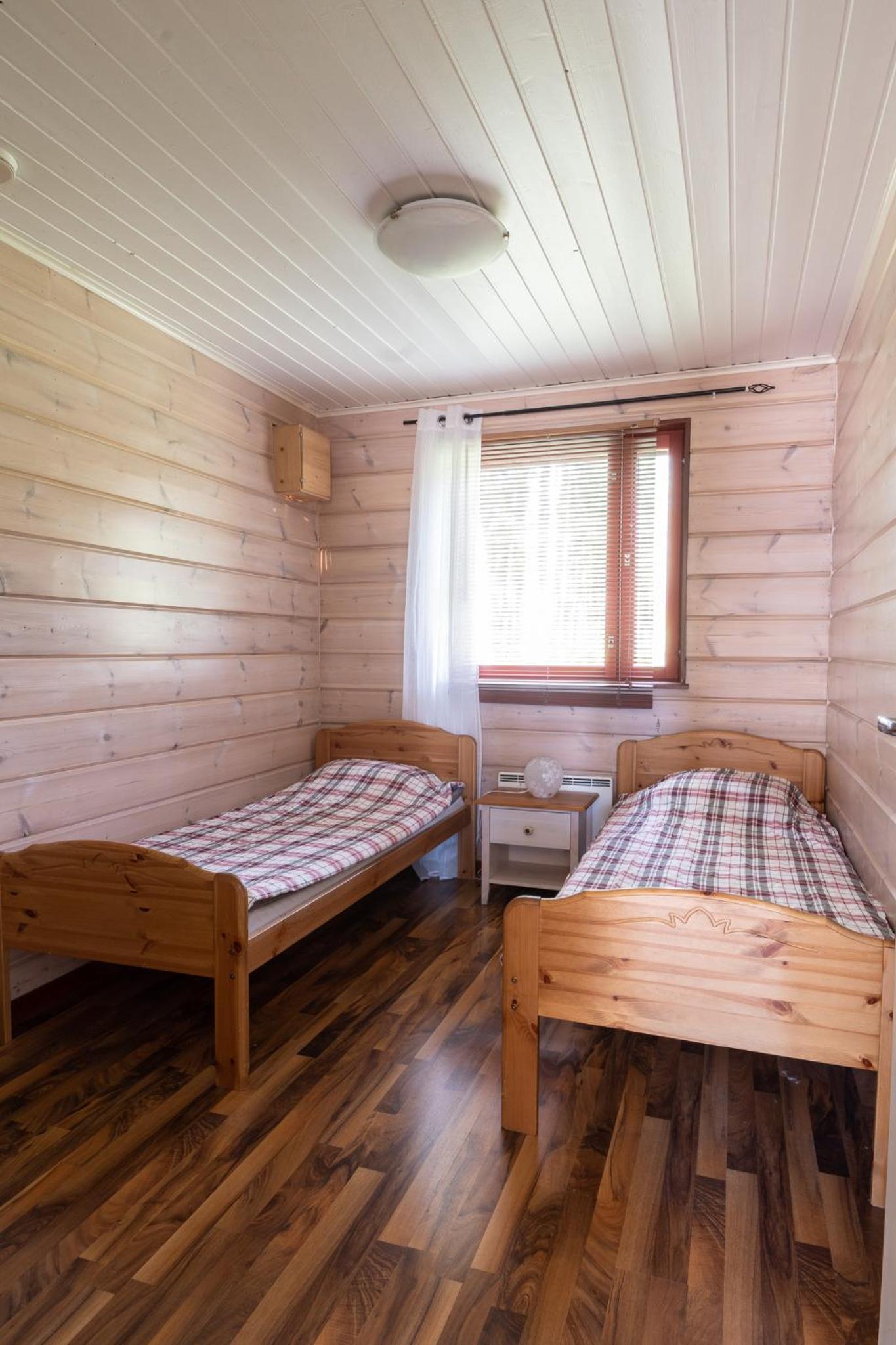 Two-Bedroom Cottage with Sauna - Photo 15