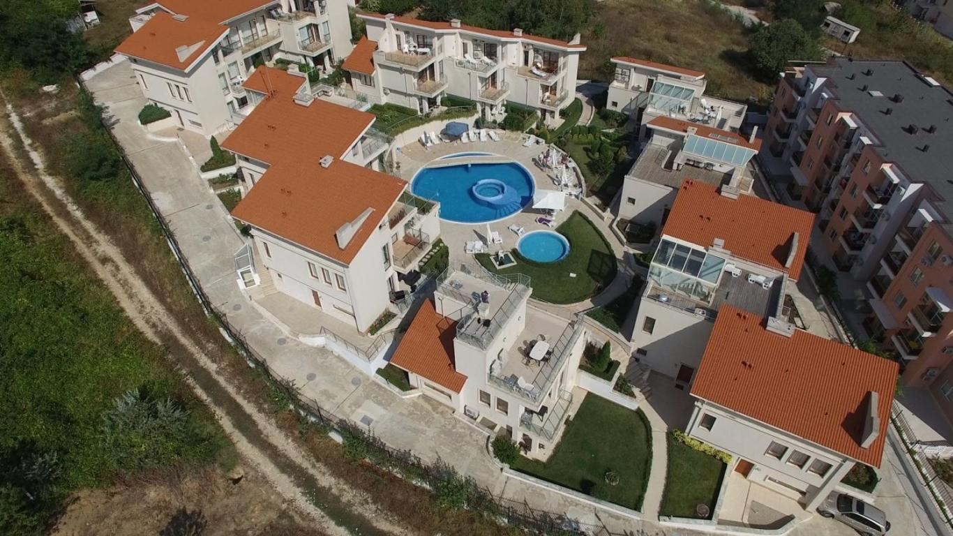Villa with Sea View photo 1