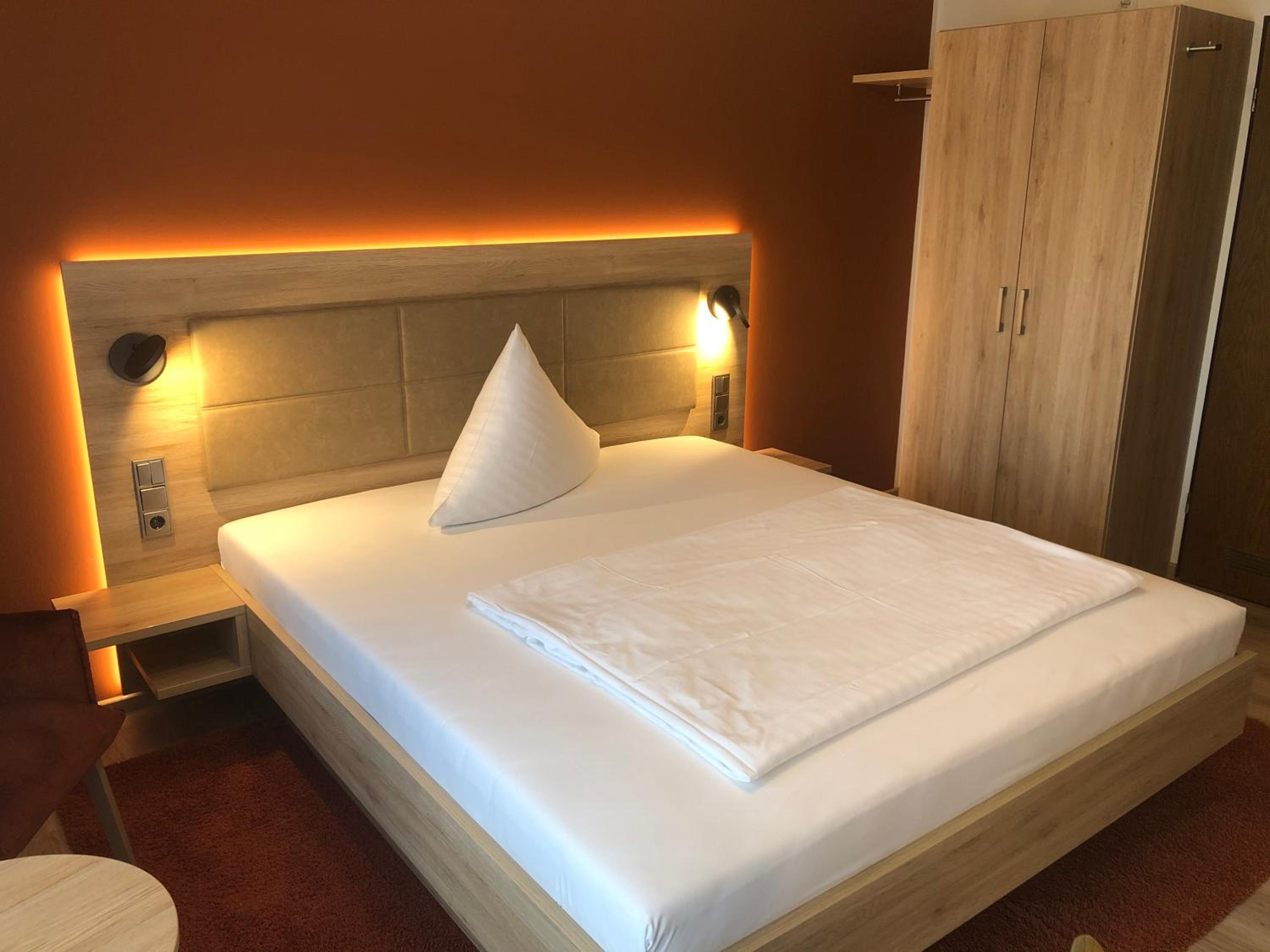 Double Room - Photo 3