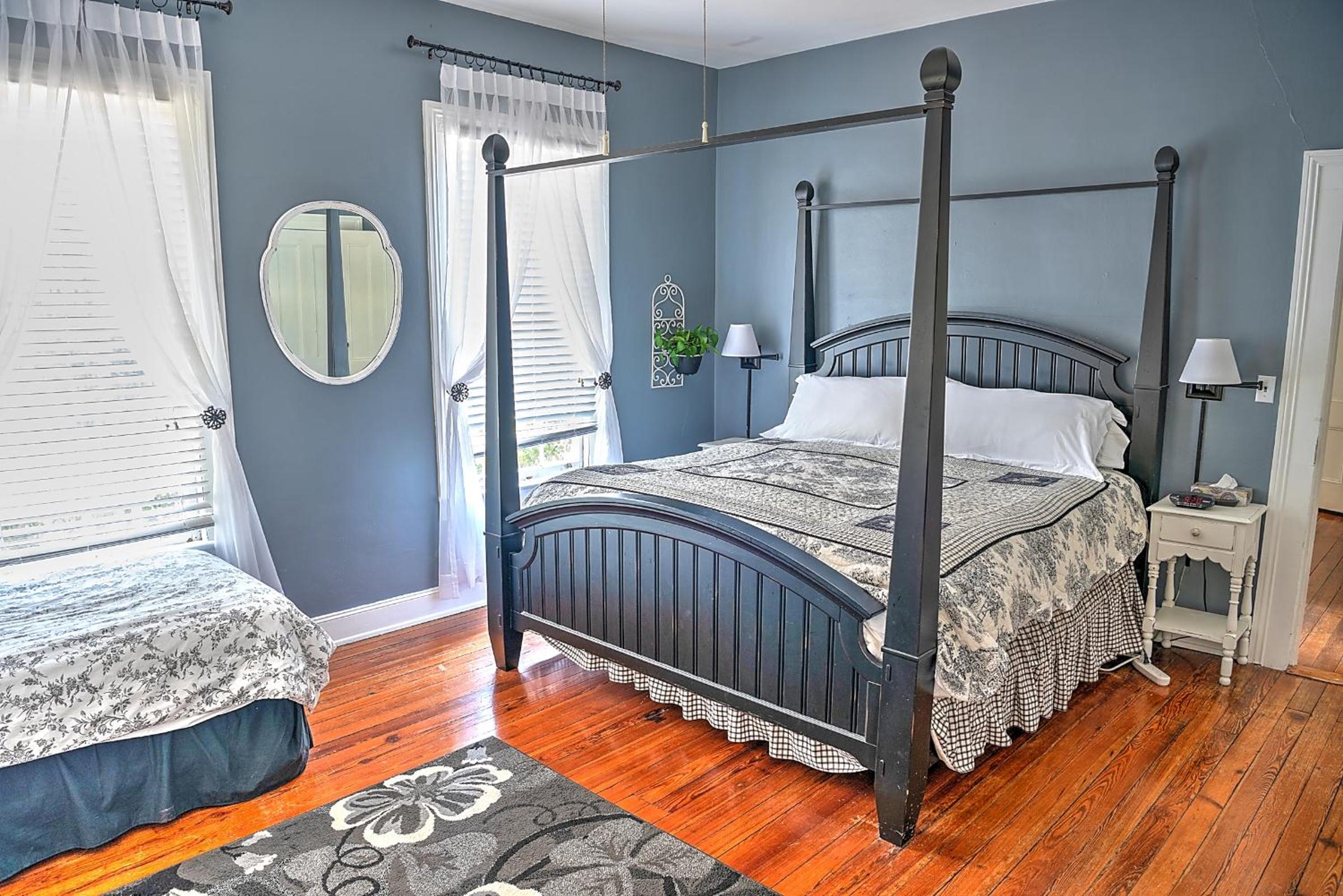 King Room with Garden View photo 2