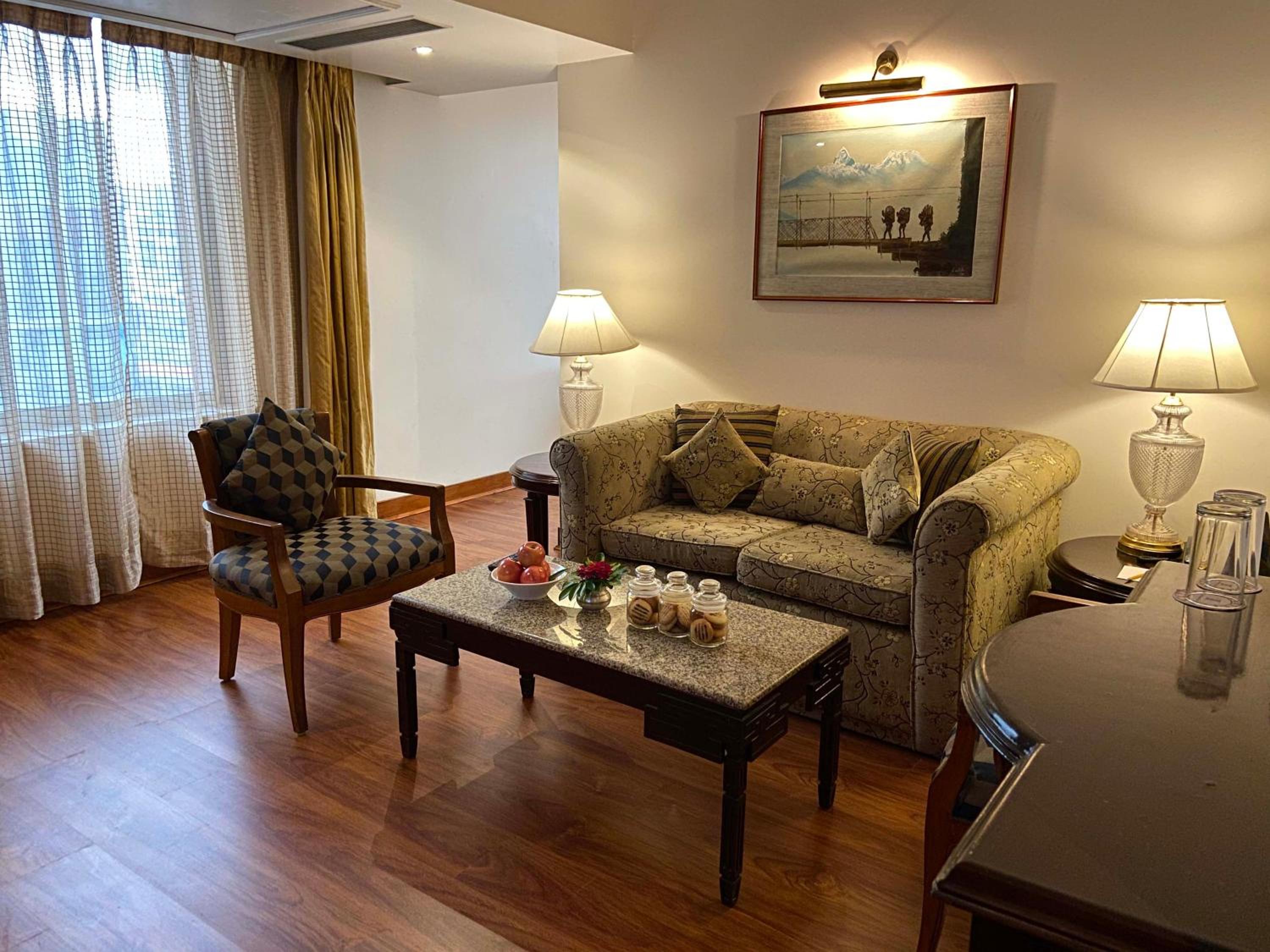 Suite with 20% discount on Spa & Laundry & Roundtrip Airport transfers  - Photo 5