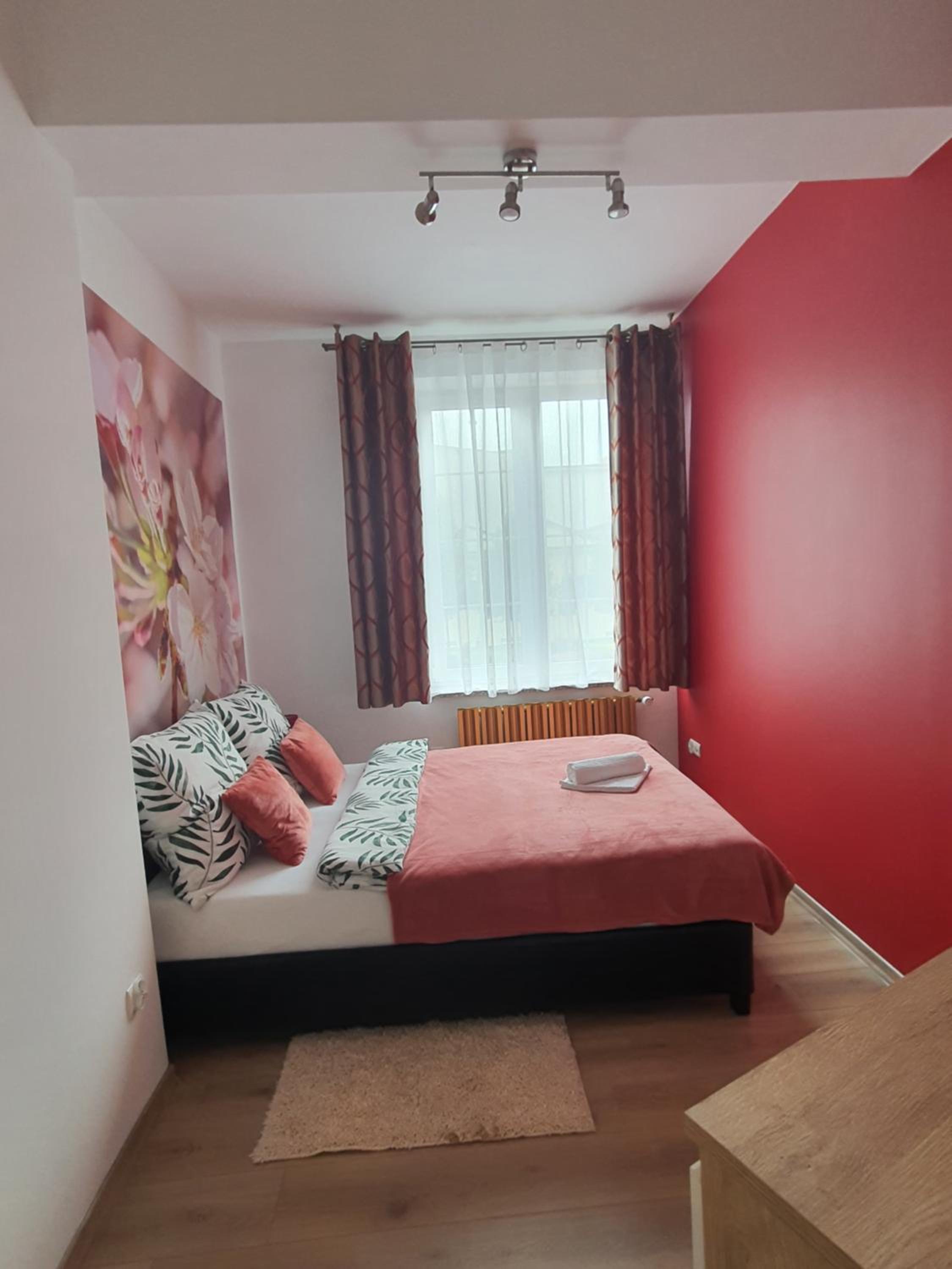 Apartment - Photo 4