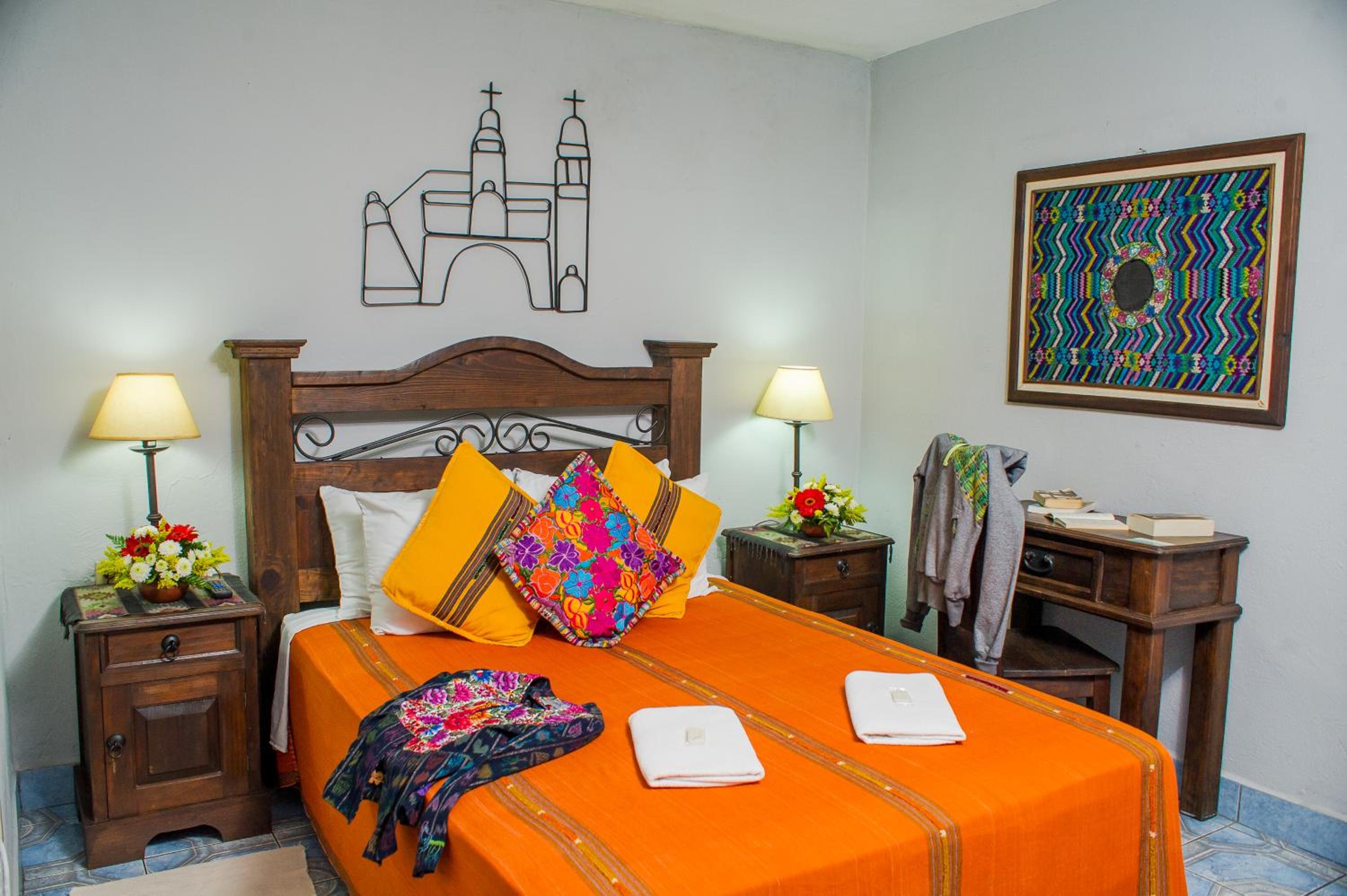 Double Room with Private Bathroom photo 1