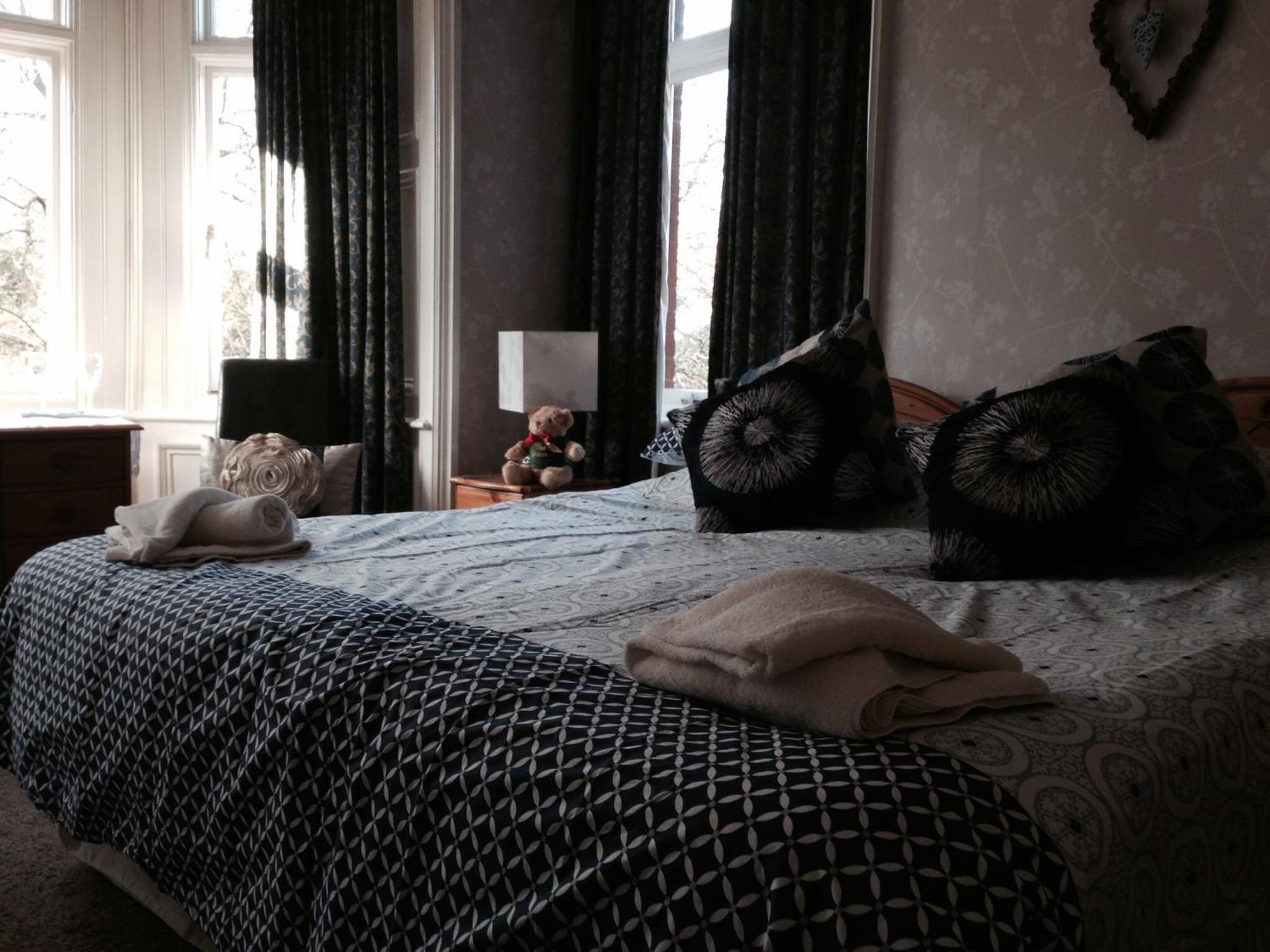 Super King or Twin Room photo 2