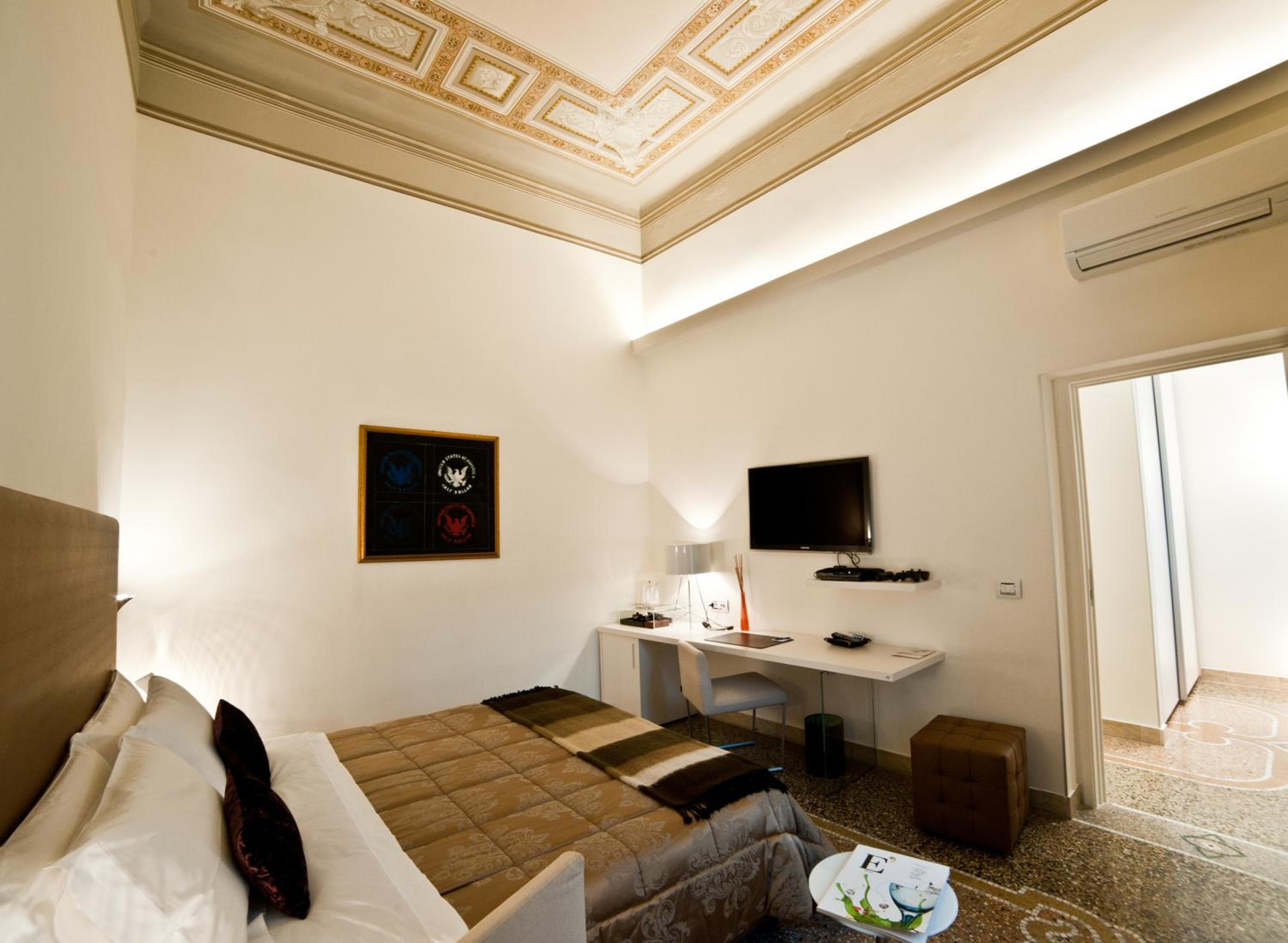 Triple Room - Photo 23