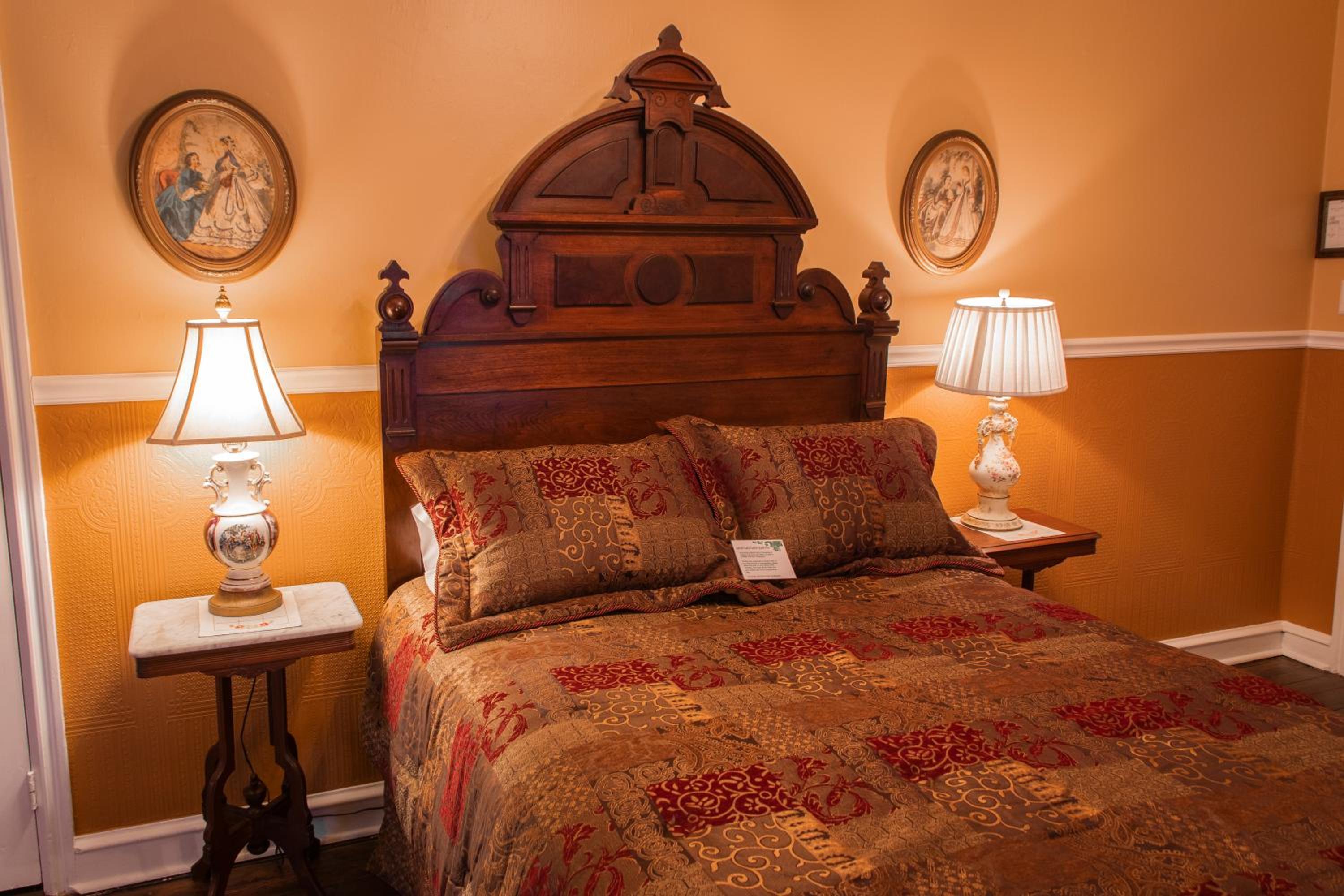 Deluxe Queen Room photo 3