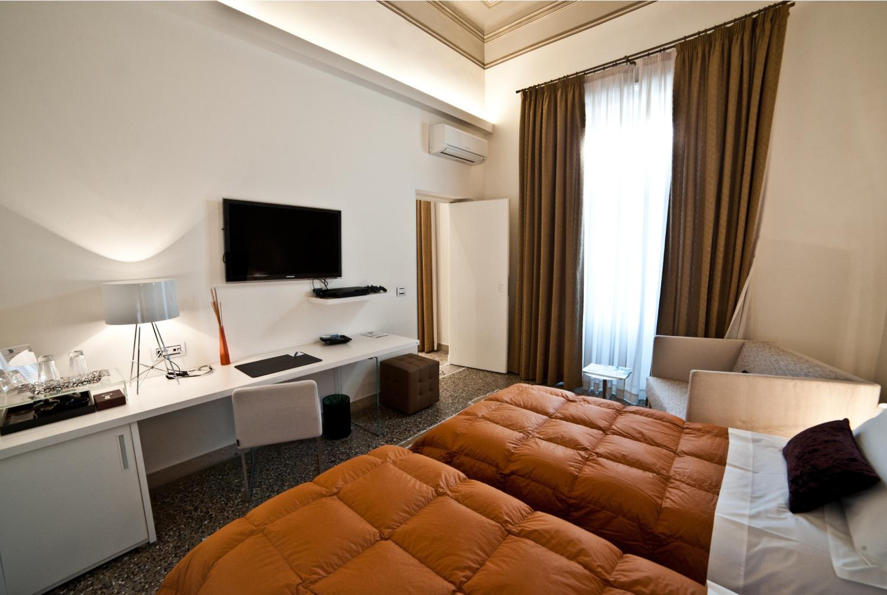 Triple Room - Photo 33