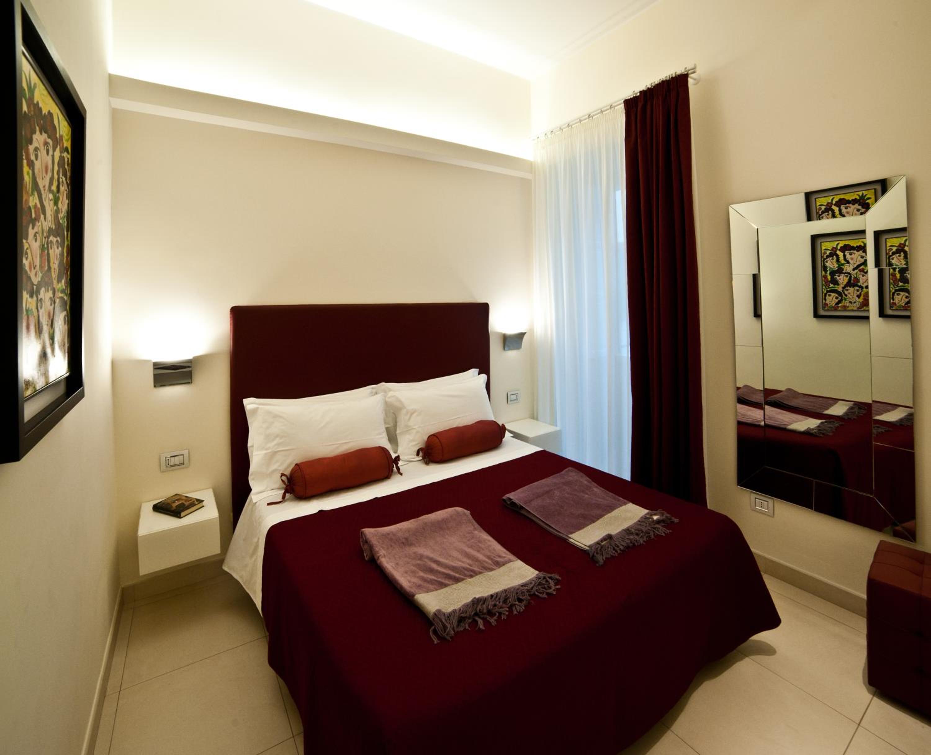 Deluxe Double or Twin Room - Photo 17