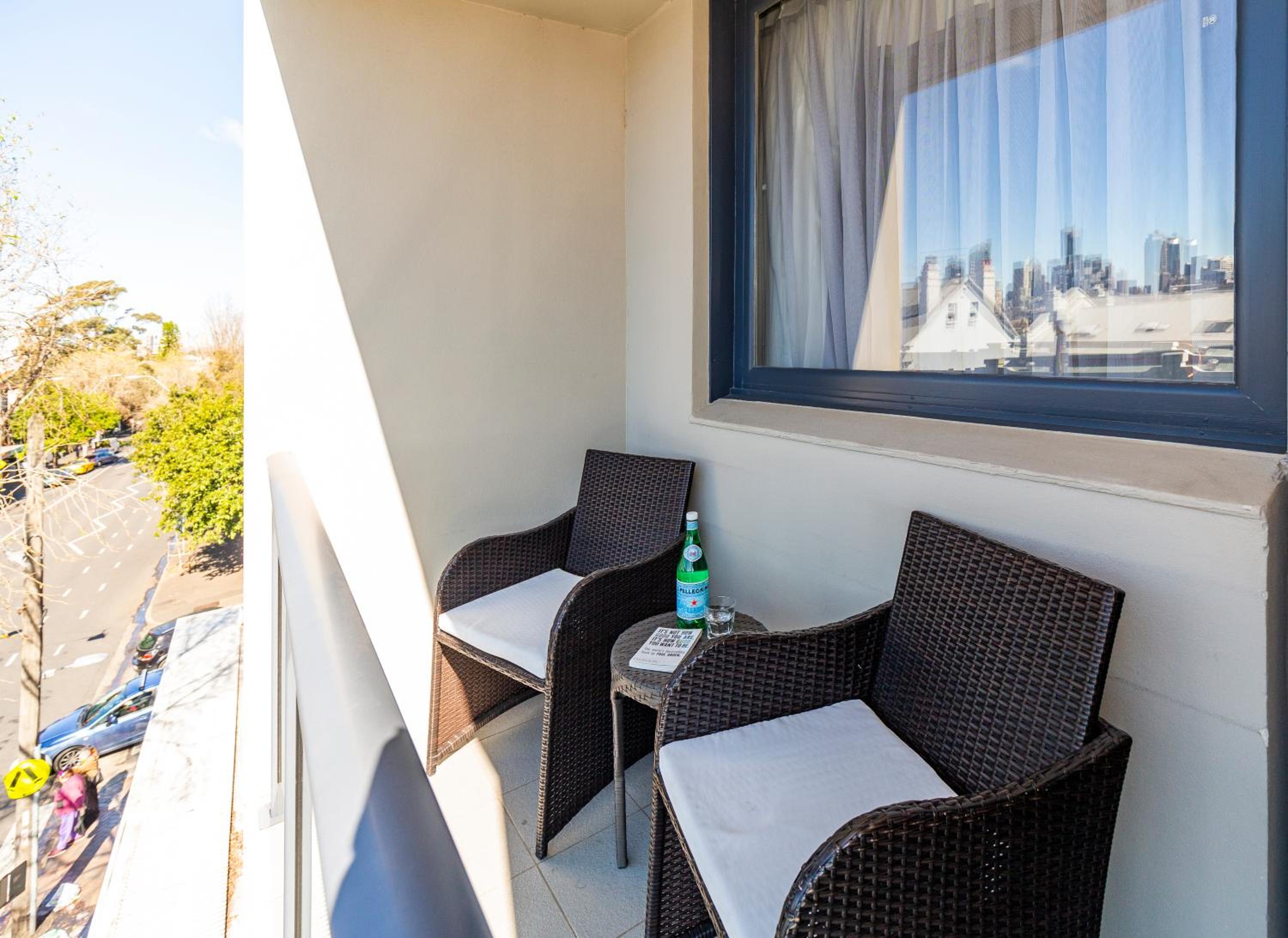 Standard King Room with Balcony thumbnail 6