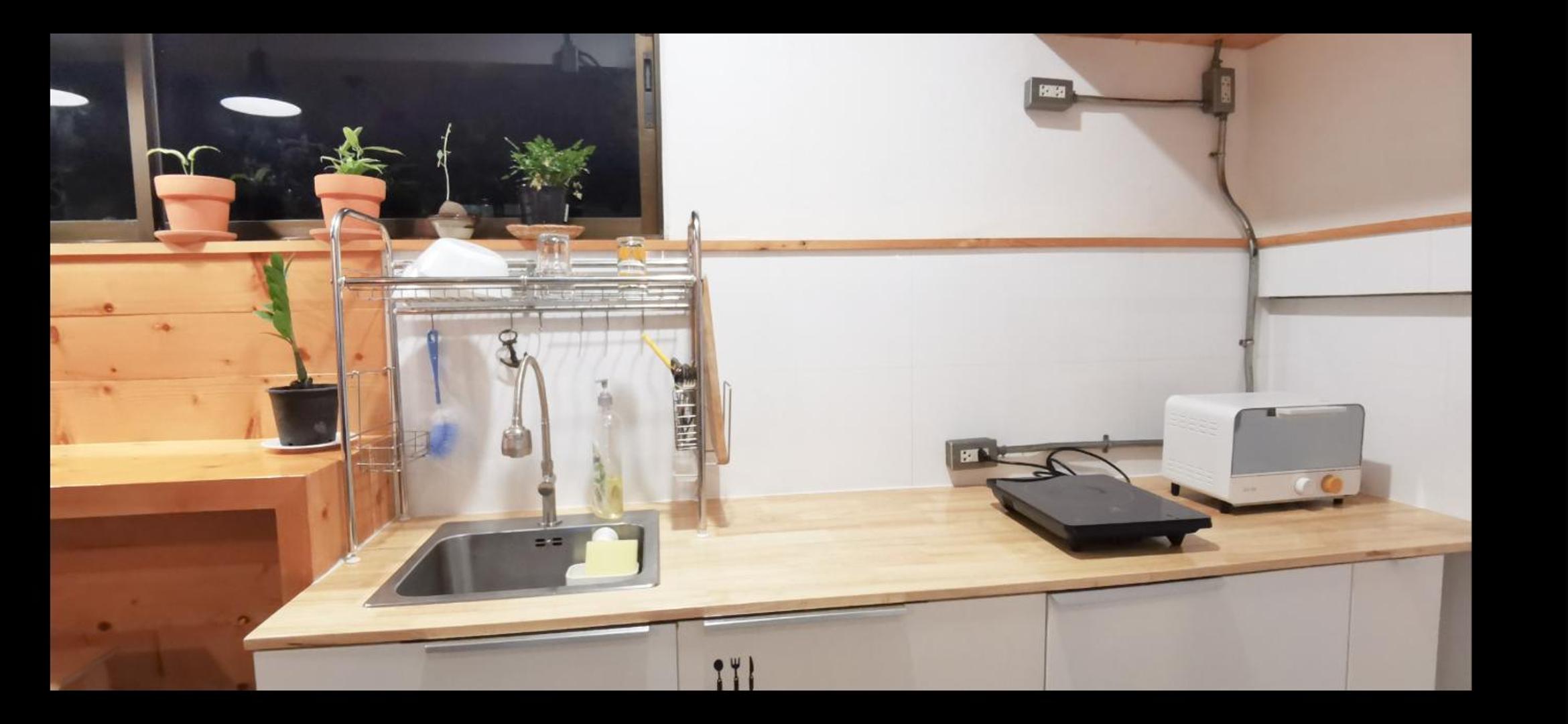 Double Room with Balcony - Photo 21