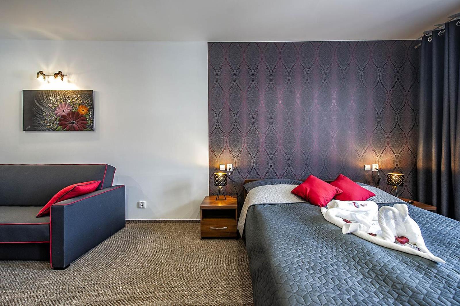 Large Double Room - Photo 7