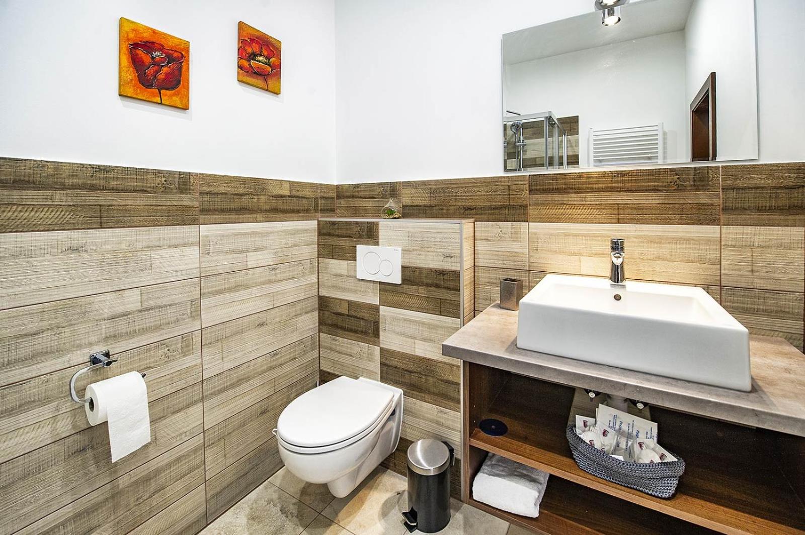 Double Room with Private Bathroom photo 3