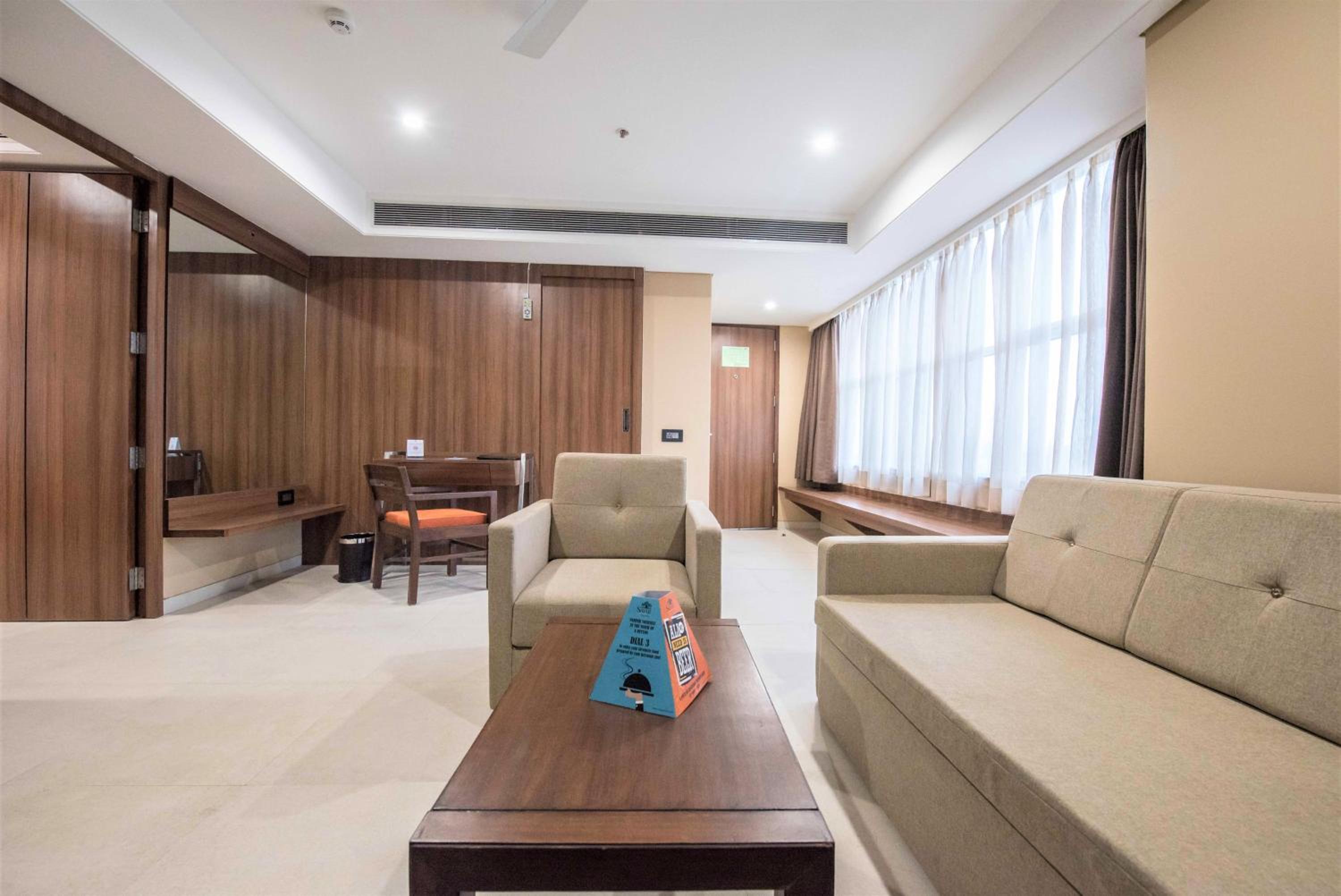 Suite Room - Photo 5
