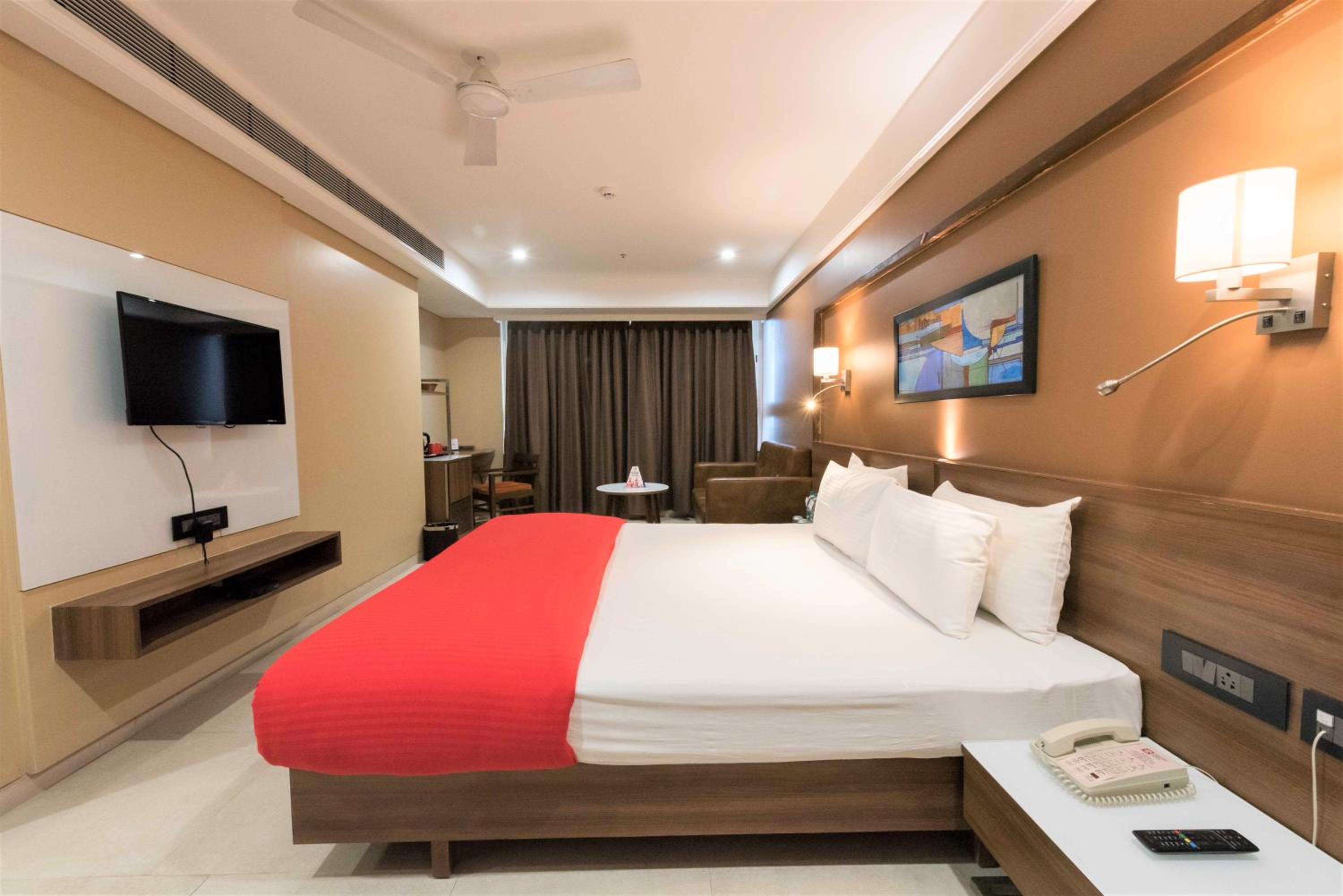 Deluxe Room - Photo 4