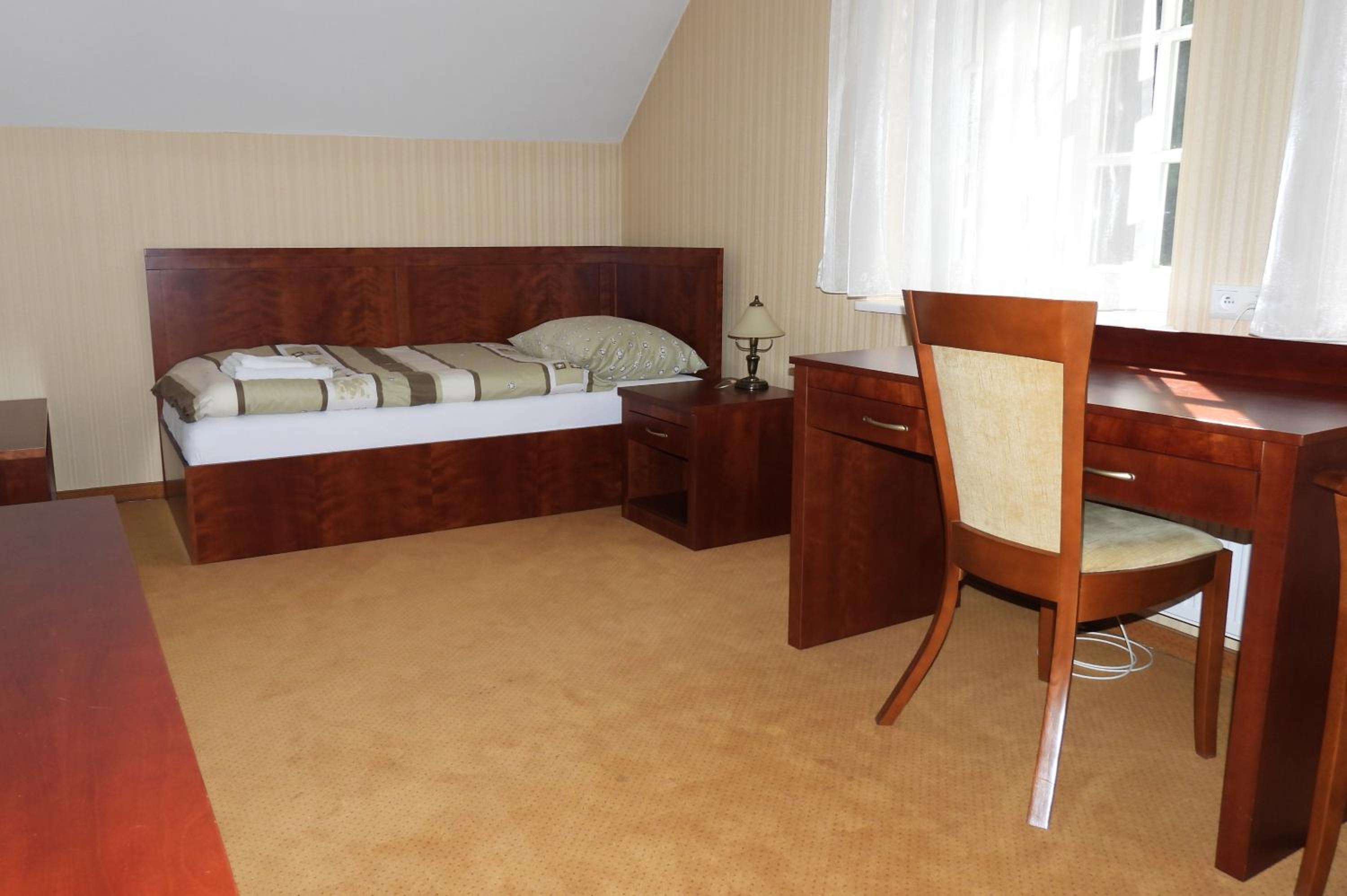 Double Room with Private Bathroom photo 3