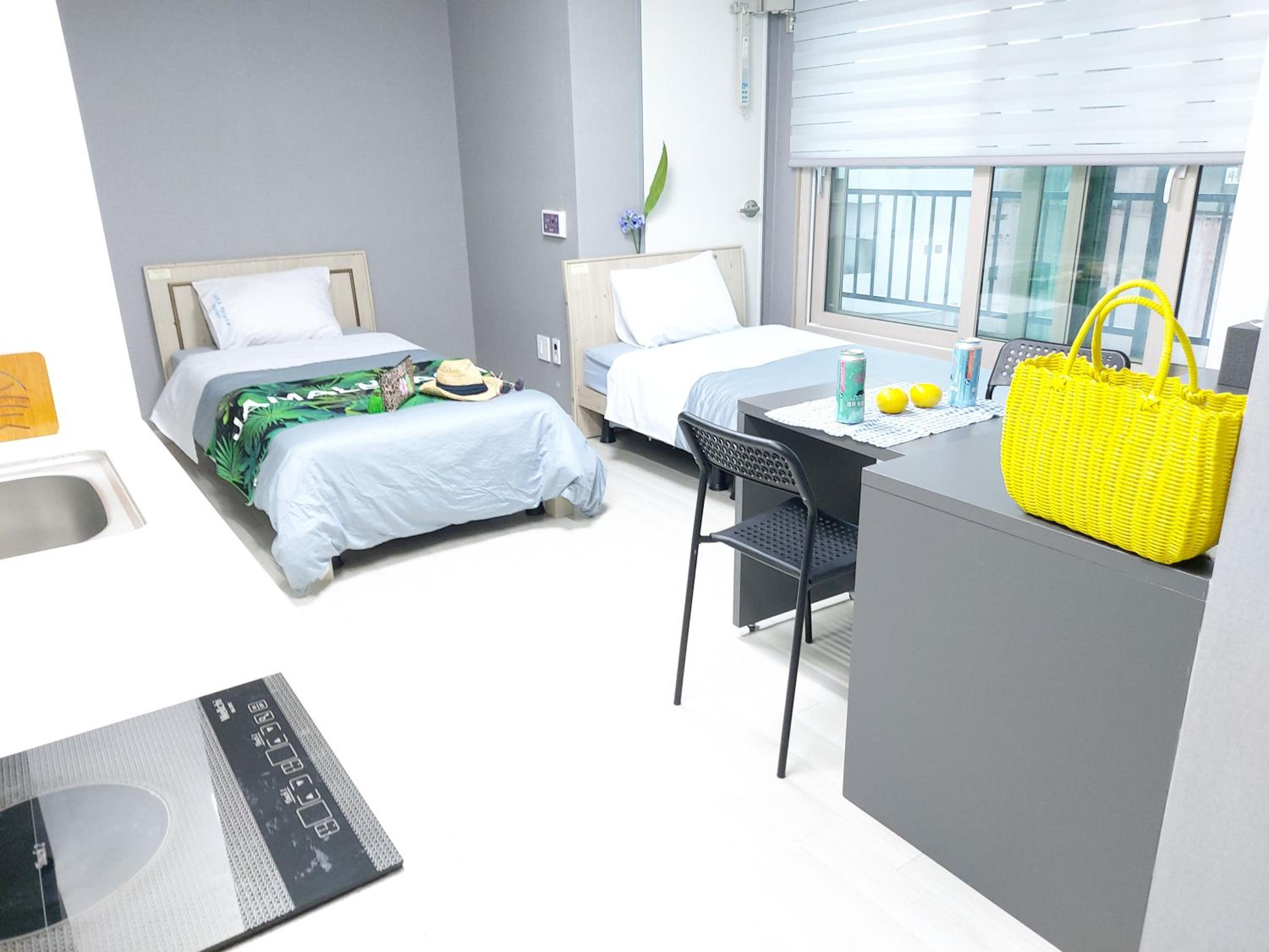 Twin Room with View - Photo 34