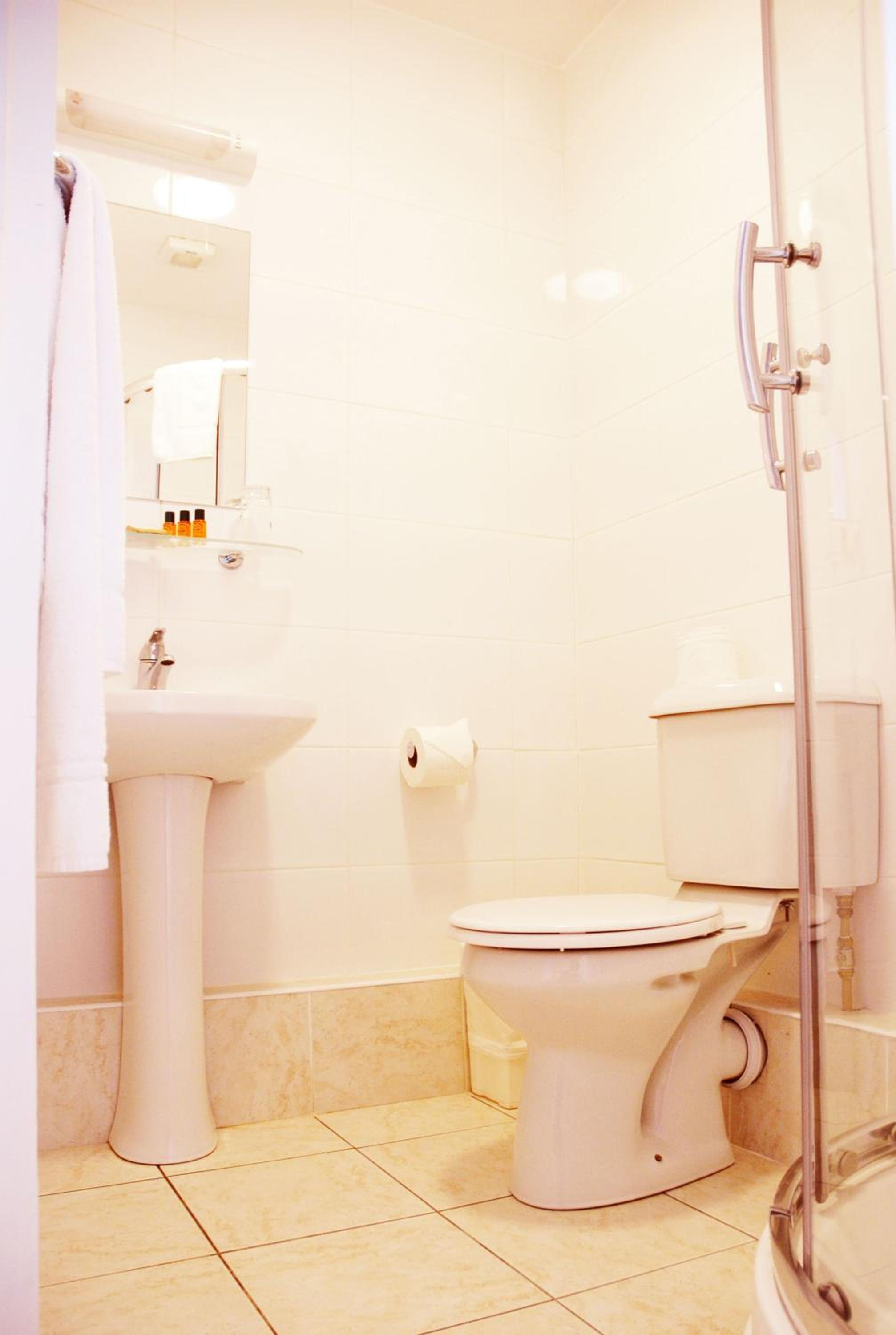 Standard Double Room with Bath photo 3