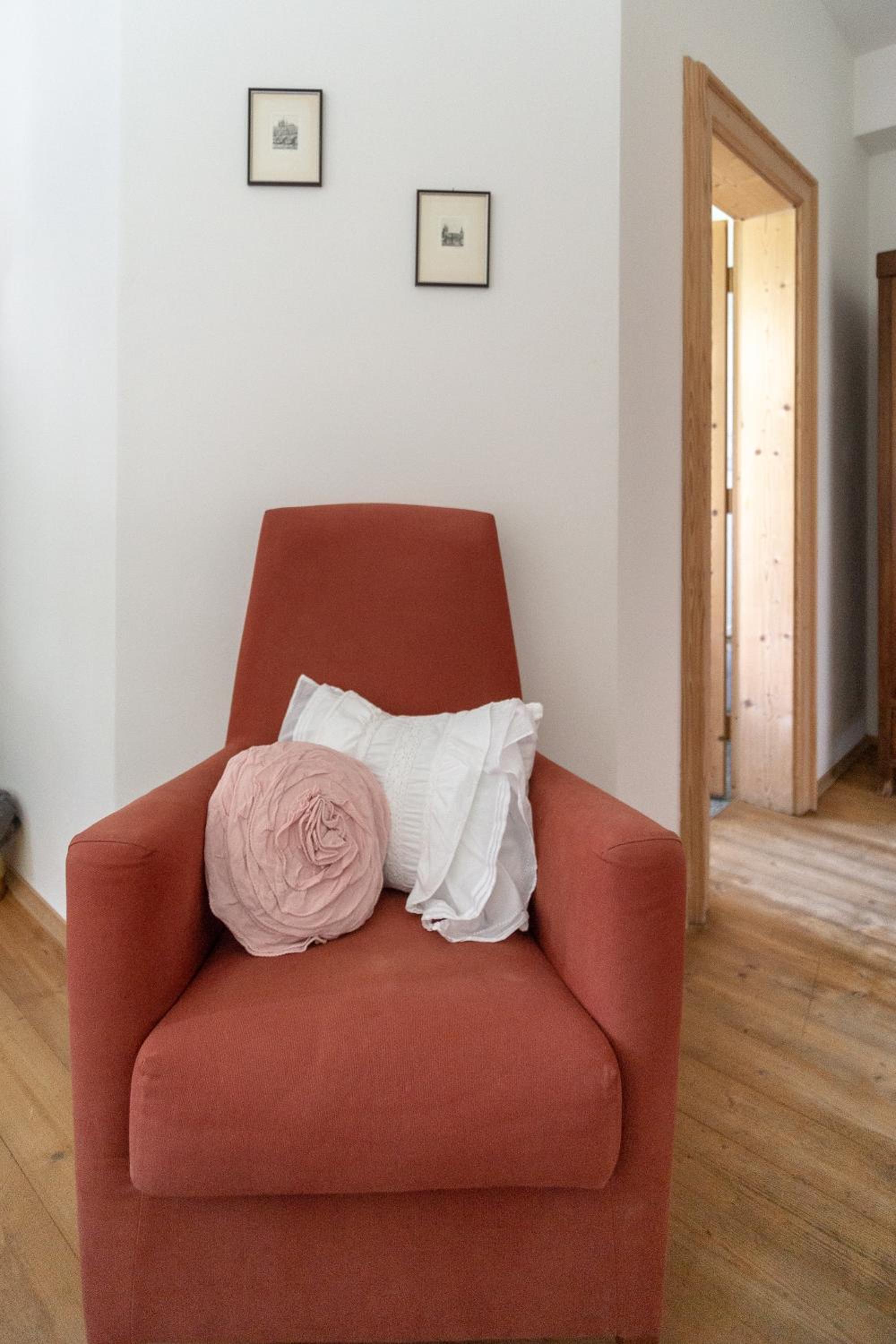 Double Room with Mountain View - Photo 4