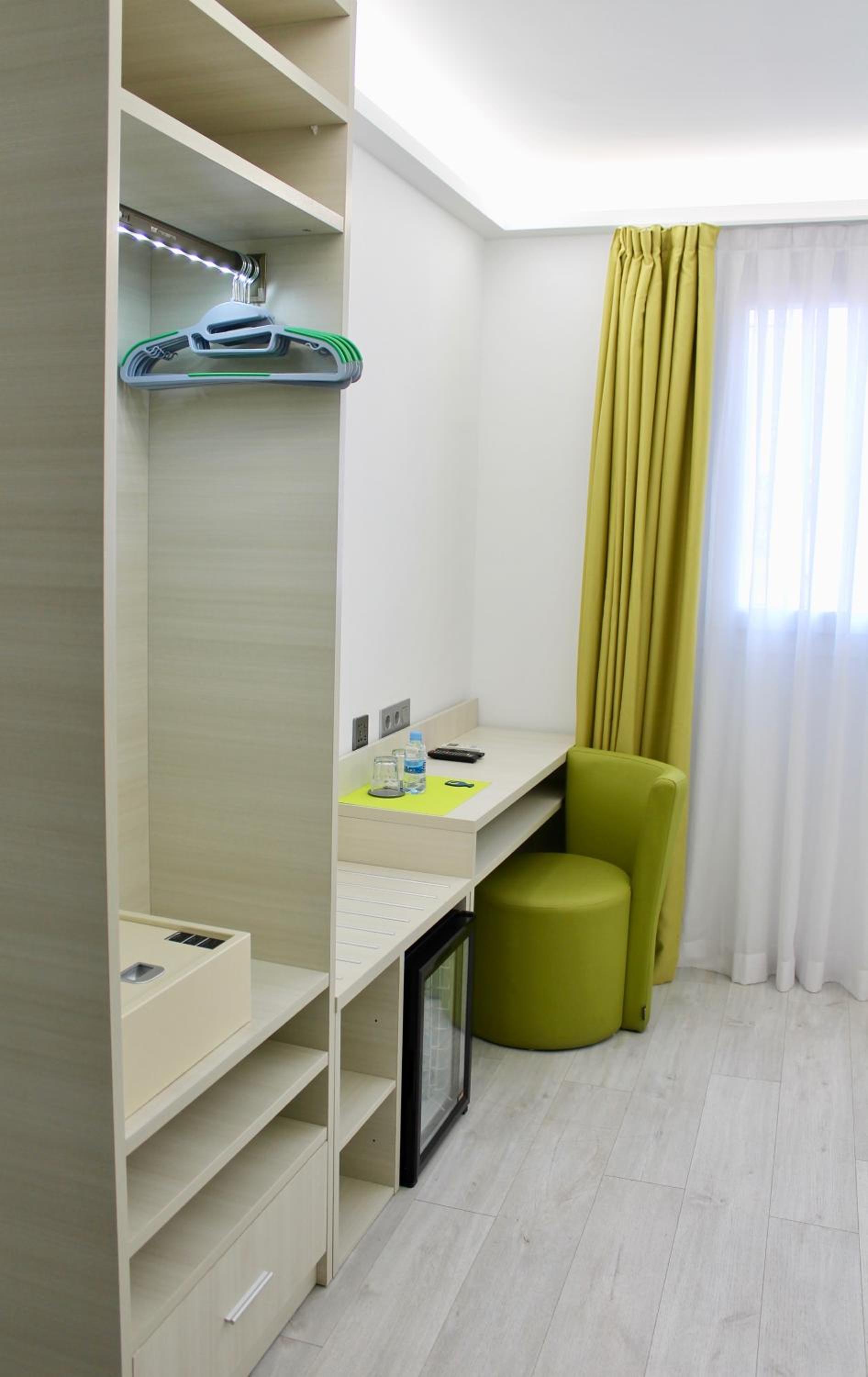 Habitación familiar, Habitación comunicada