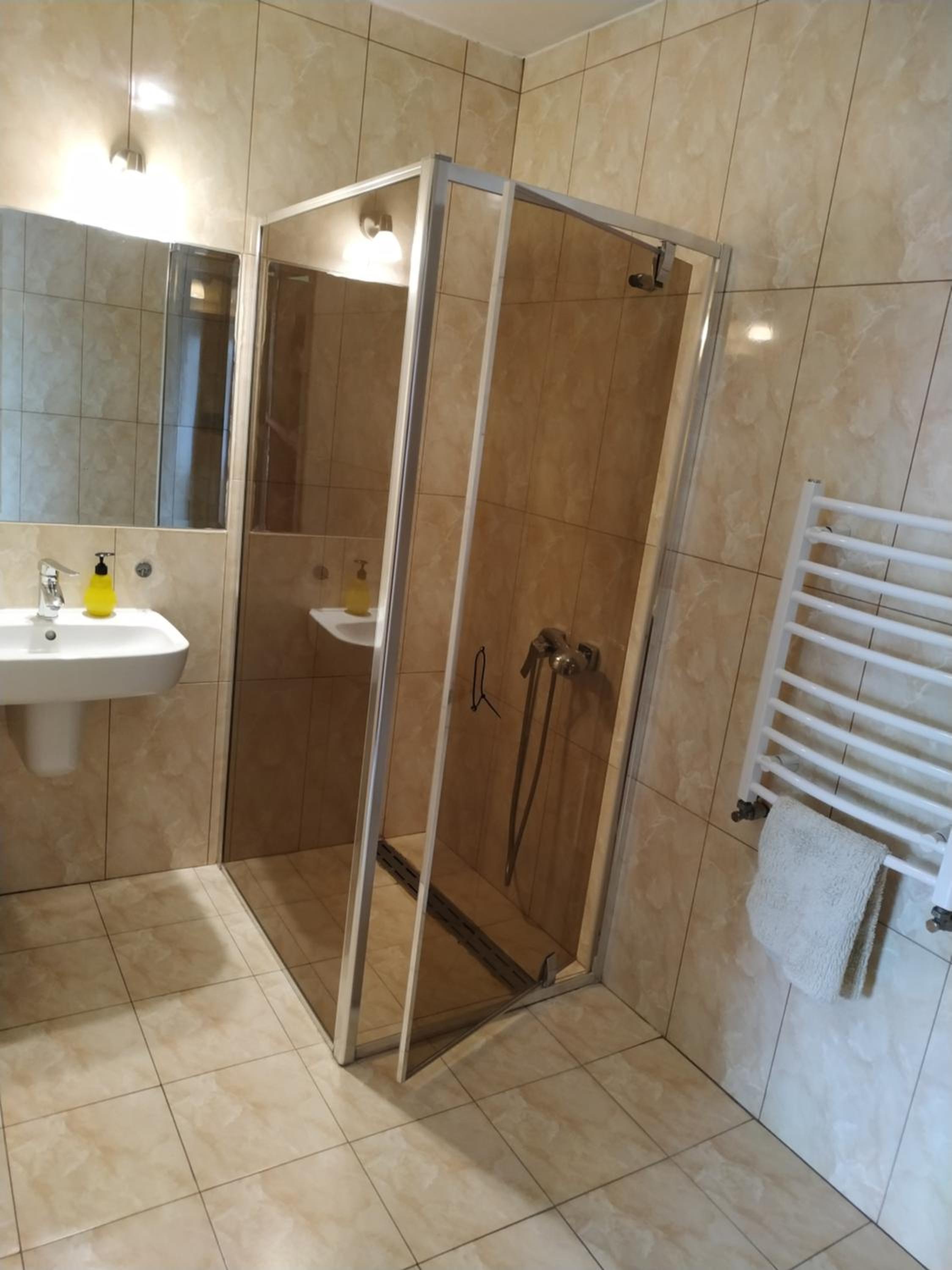 Triple Room - Photo 6