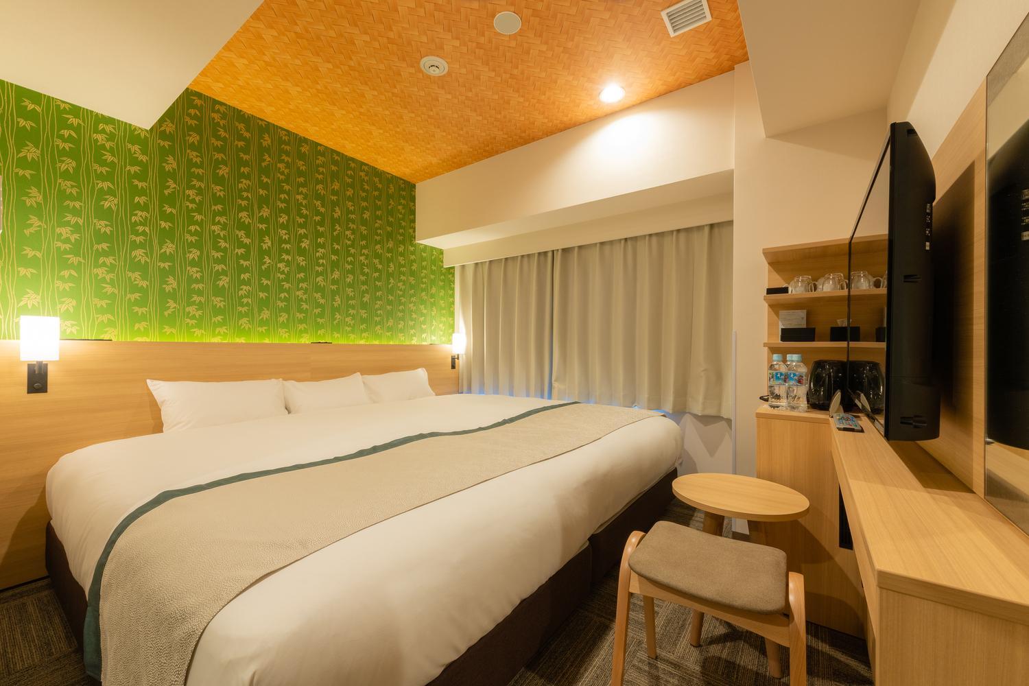 King Room with Private Bath