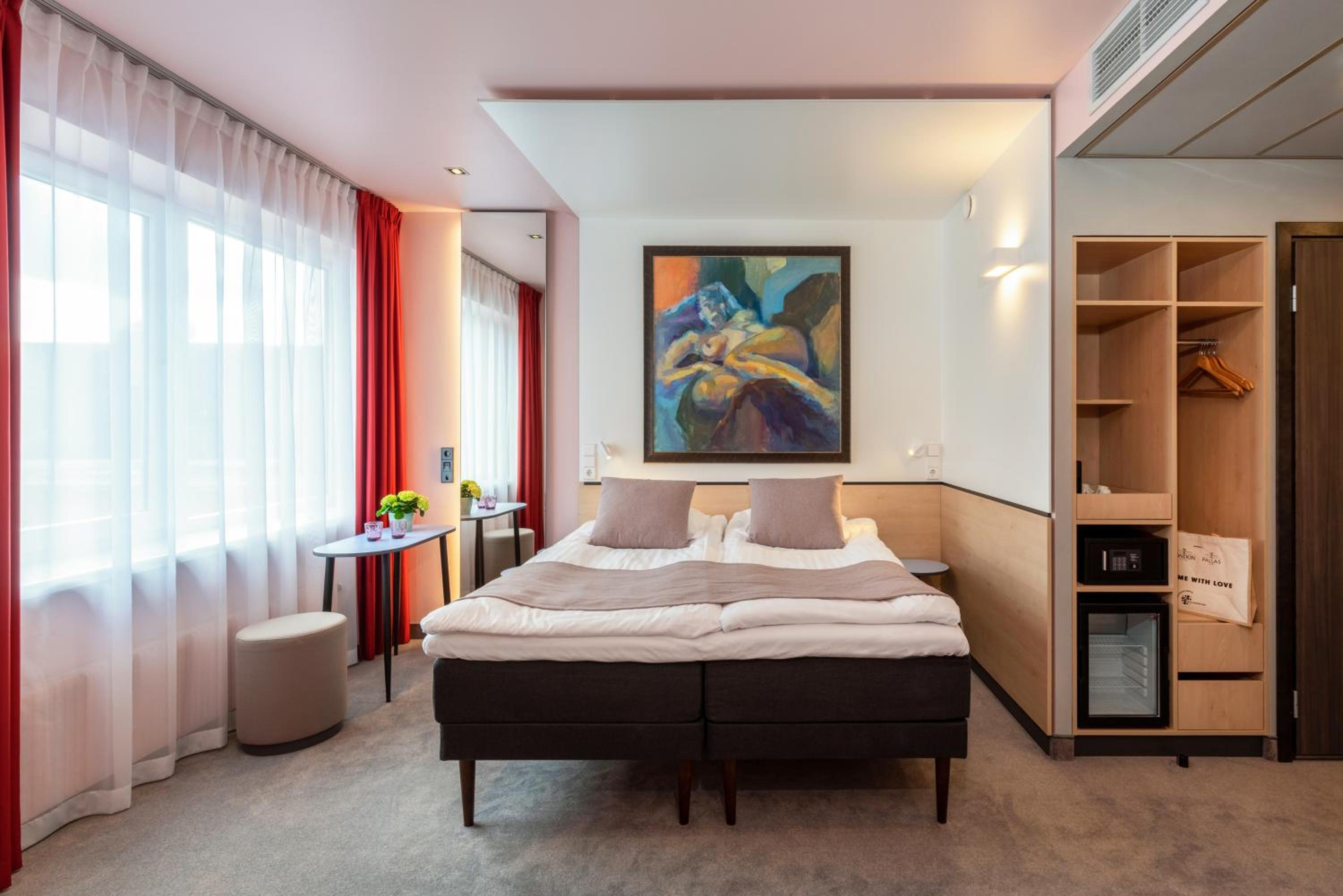 Standard Double Room - Photo 3