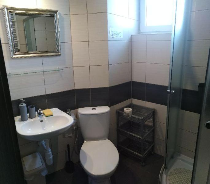 Quadruple Room with Balcony photo 3